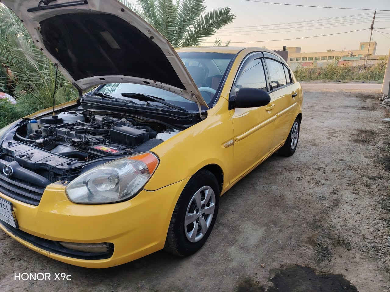 اكسنت مديل2009  خليجي 
مكينه 1600 وكير اوتوماتيك كله جديد 
تبريد حداديه جديد 
بيهه جوملغ السايق مبدل والباقي كفاله عامه مصفره هيئه وغرامات السعر 65 وبيهه مجال للاتصال *********** 
مكاني النجف
