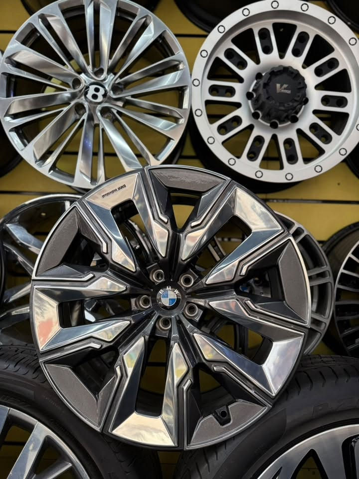 BMW • حجم٢١ • موديل٢٠٢٥
