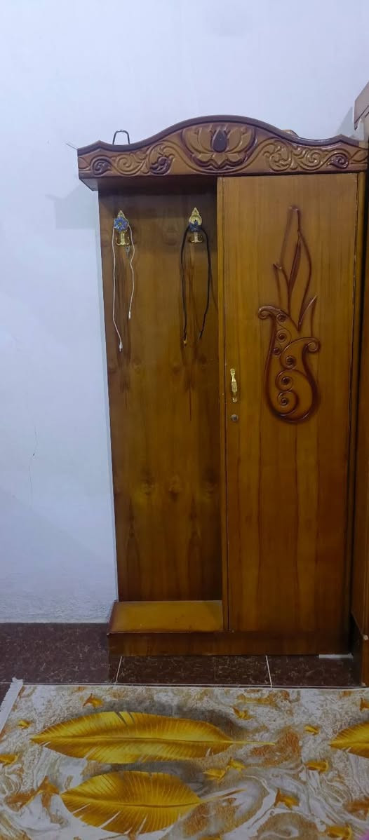 غرفة نوم صاج عراقيه نضيفه كلش نقصها فقط جربايه
السعر 350
العنوان البصره حي الشرطه 
*********** البصرة, العراق
