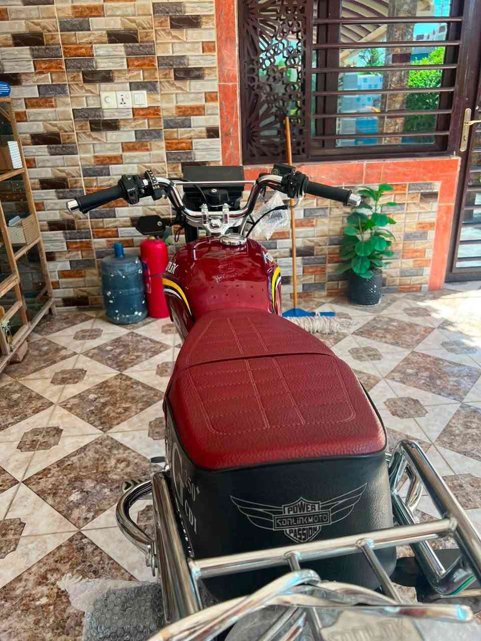 سولنك 2025
ضاغظه وزنجيل250cc
محرك اسود
السعر ١١٠٠
العنوان ديالى دلي عباس
ملاحظه الدشبول طافي فقط
الرقم *********** فقط واتساب
