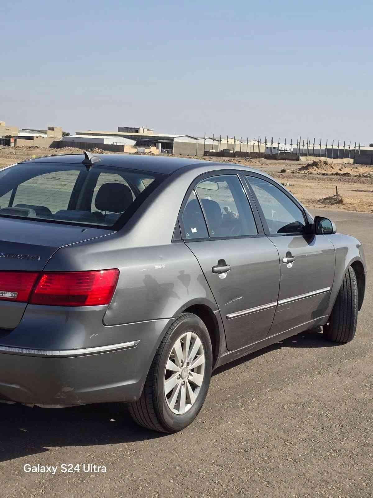 سلام عليكم
سوناتا 2009 وارد امريكي سياره كفالة عامه عده الجاملغ الخلفي صبغ فقط مواصفات حلوه مكينه صالها شهرين شادلها مكينته 2400 كير كفاله تخم تاير جديد سياره لوك جاهزه برغي مابيه نقص تواصل ***********

نص مكتوب في الصور:
- Galaxy S24 Ultra