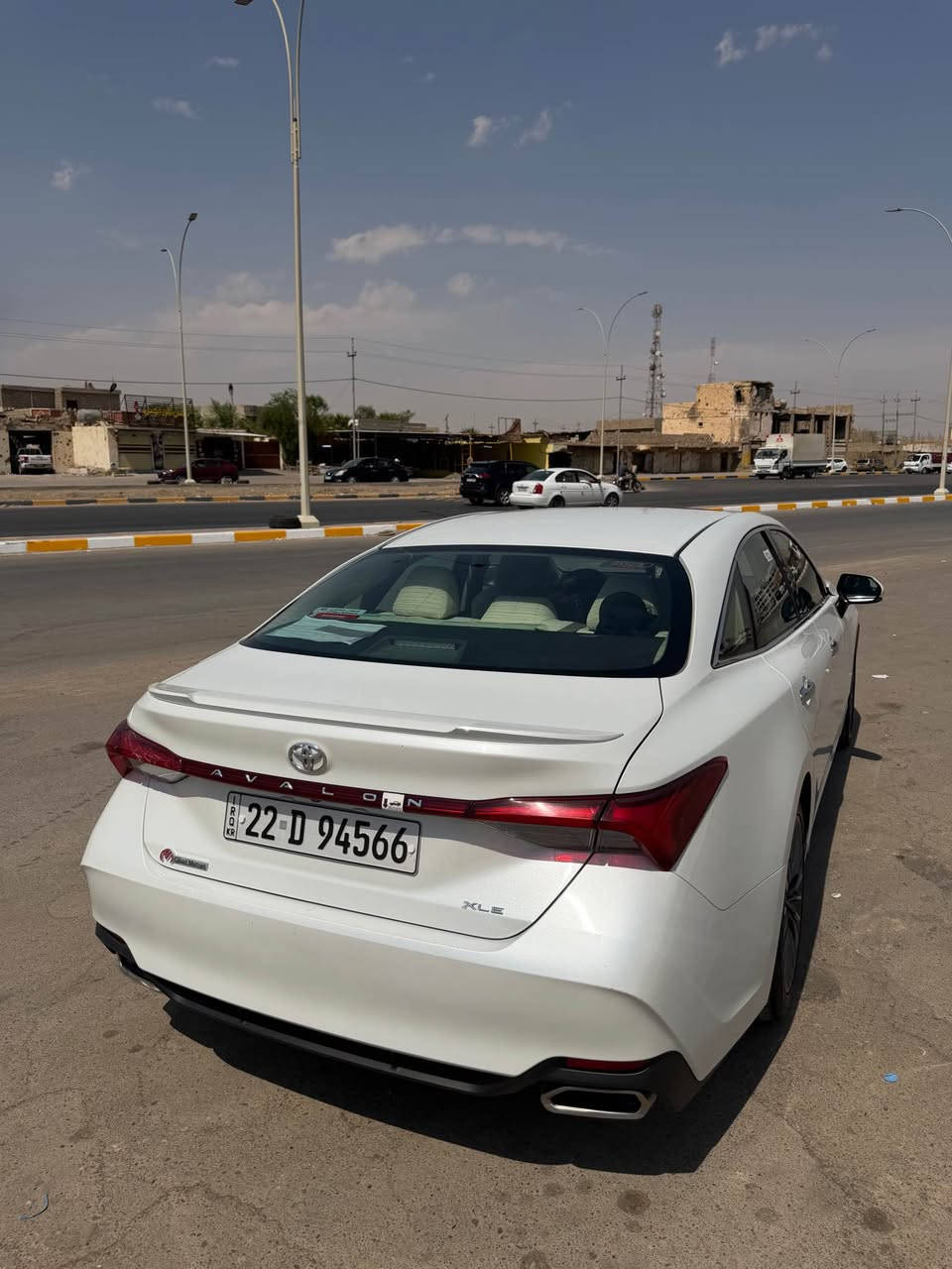 افلون XLE • ٢٠٢٢ • ماشيه ١٤٠ الف