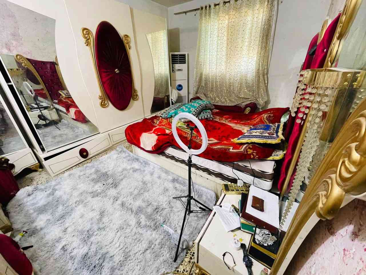 غراض للبيع • خزانات