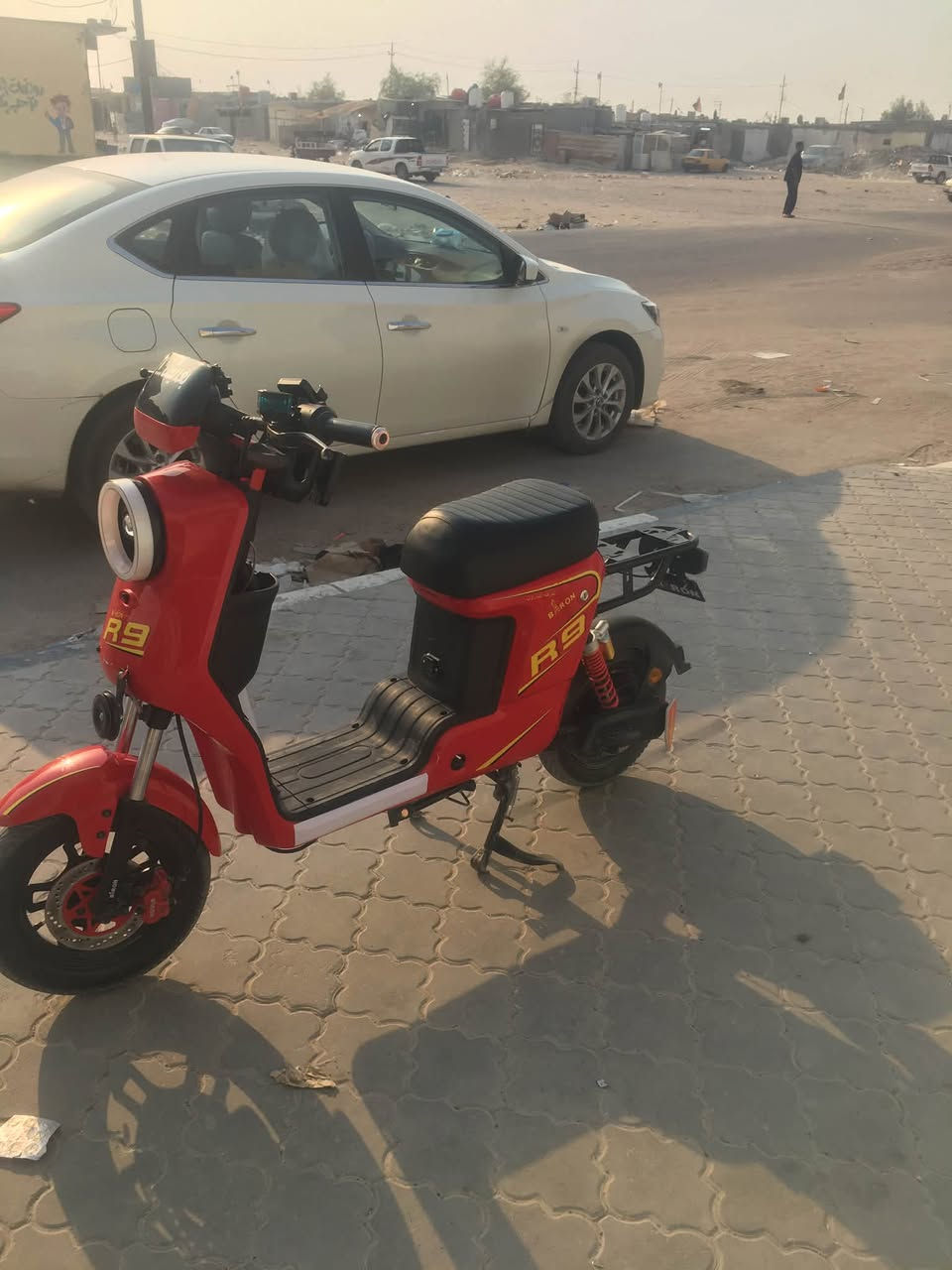 R9
مديل 2026
بطاريات 33جدد
دراجه اي نقص ما بيهه مراوس بx900لوR11
سعرهه $450$وبيهه مجال 
مكاني زبير صحفيين 
تواصل (***********)
