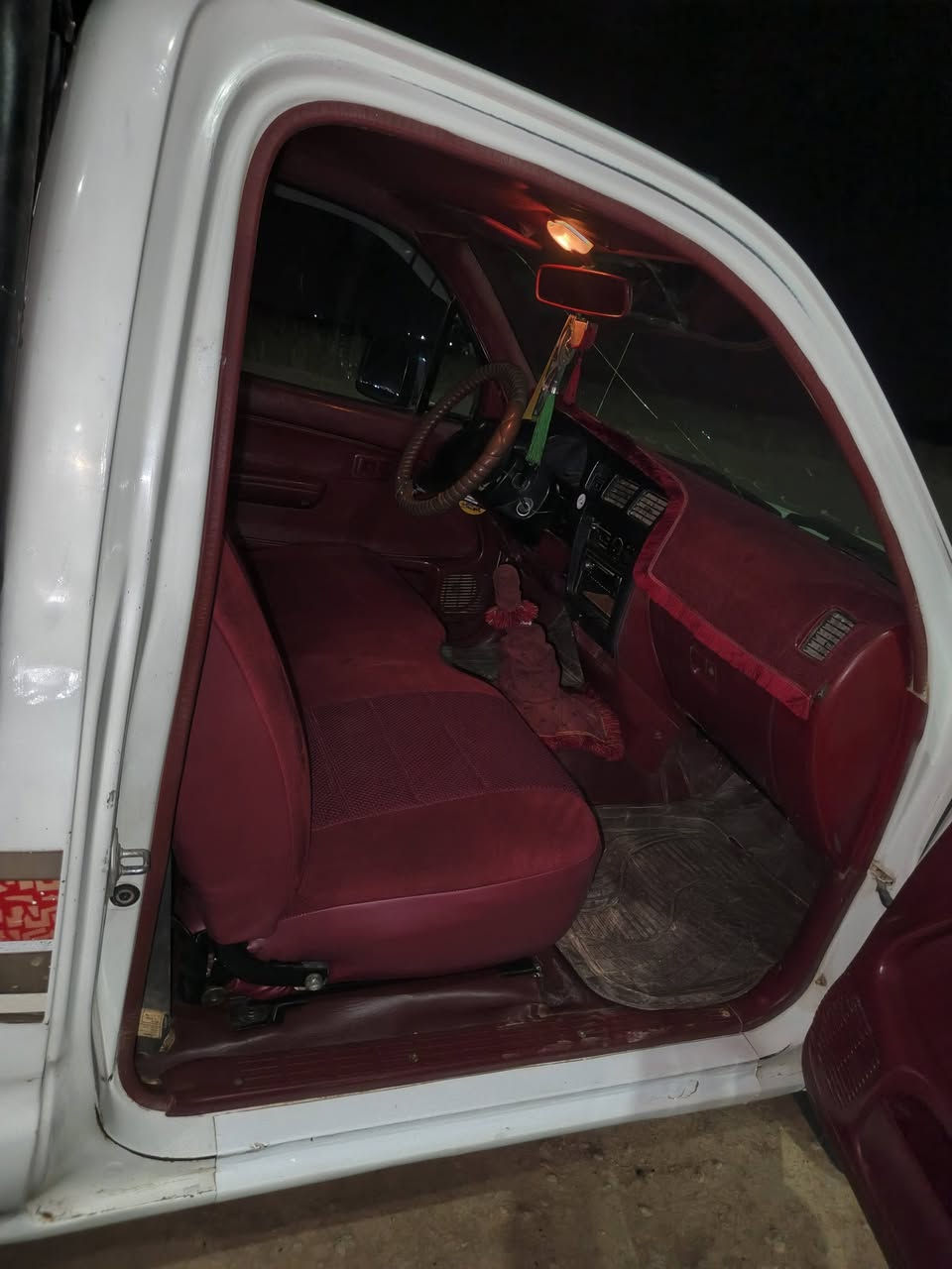السلام عليكم للبيع سيارة🚘 موديل 2003 للاستفسار اكثر التواصل على هذا الرقم ***********
