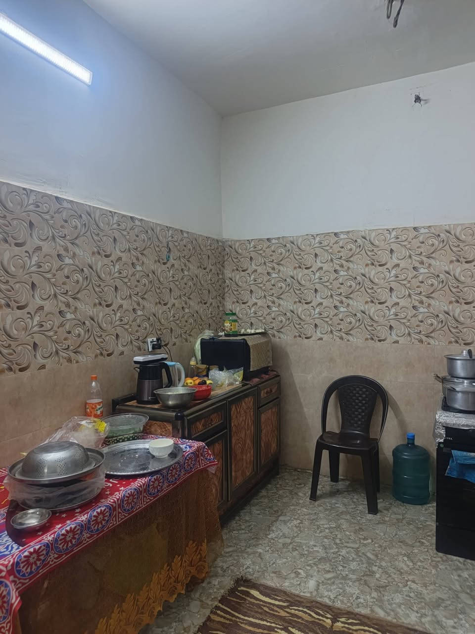 بيت ١٠٠م • طابقين • بدون أوقاف