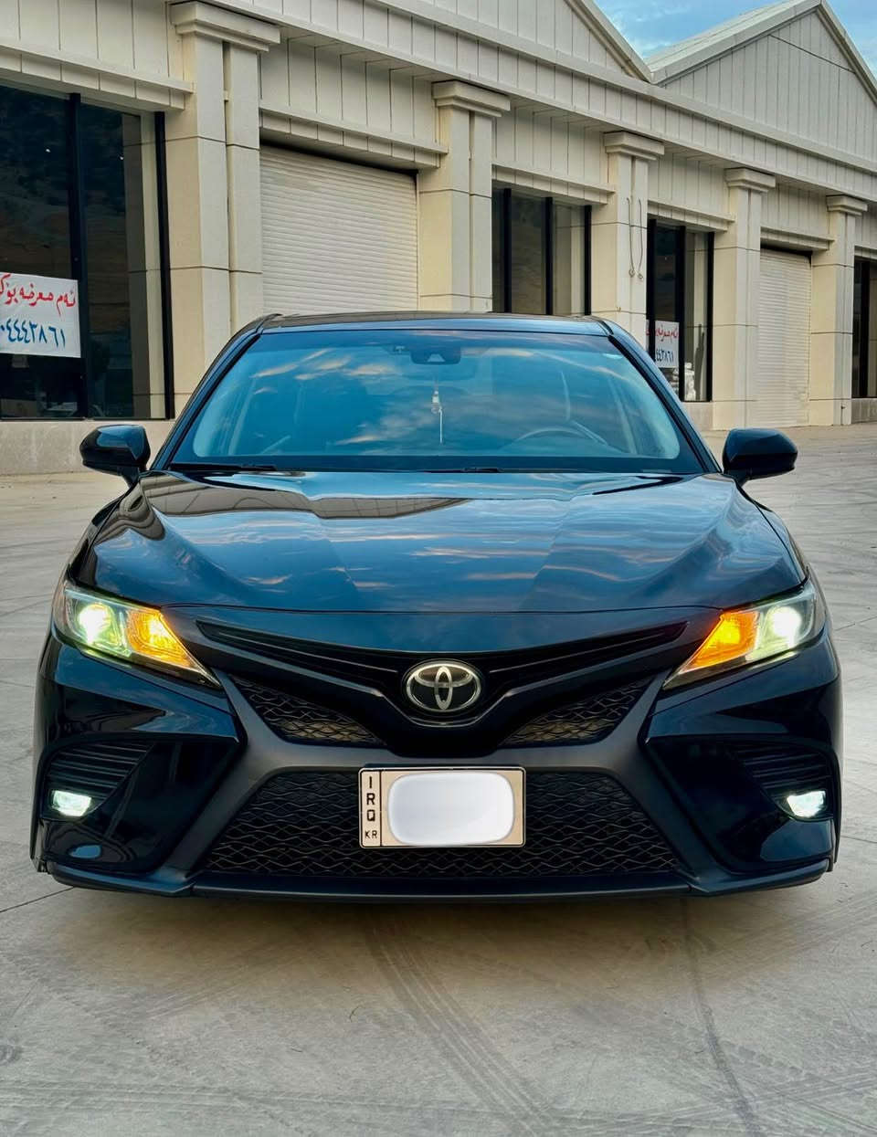 Toyota Camry 2020 Se 
گێر و مەکینەی بە شەرتە
سوکان ڤۆلیۆم و ترحدید سورحە
کوشن کارەبا و جلد
بۆیاخ یەک پارچە بێ ژۆرێ بێ ئیرباگ
دوو ساردی بچوکی هەیە
رەقەم و سەنەوی نوێیە 
نرخی ١٧٤ مەجالەکی زۆر کەم
ژمارە مۆبایل ***********
تکایە موشتەری تێل بکە جوابی نامە نادرێتەوە لەگەل رێزم سوران, أربيل
