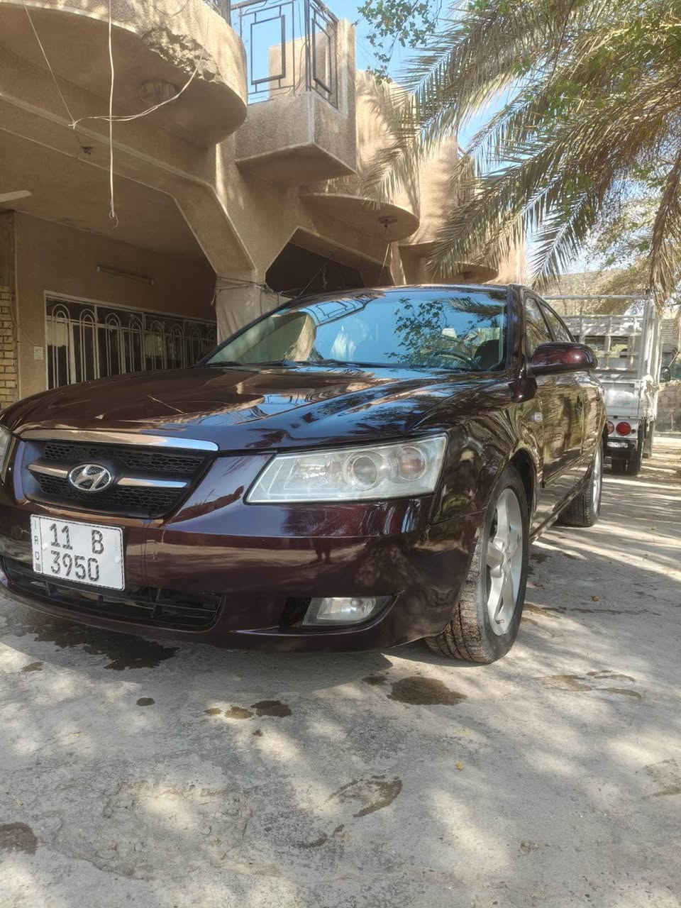 السلام عليكم 
للبيع سوناتا 2006  رقم بغداد بأسمي 
مكينة ستة سلندر 
السيارة بدون حادث أمريكية بيهة طخة بصيطة جاملغ خلفي بدون دواخل 
صدر خلفي مئة بل مية  صدرمضبوط امامي 75بل مئة
صبخ حزام بدون قمارة

السعر : 85 وبيها مجال
مكان السيارة: بغداد حي الإعلام 
رقم التلفون: ***********

ملاحظه : اخوان اني مكلف بلنشر بغداد, العراق
