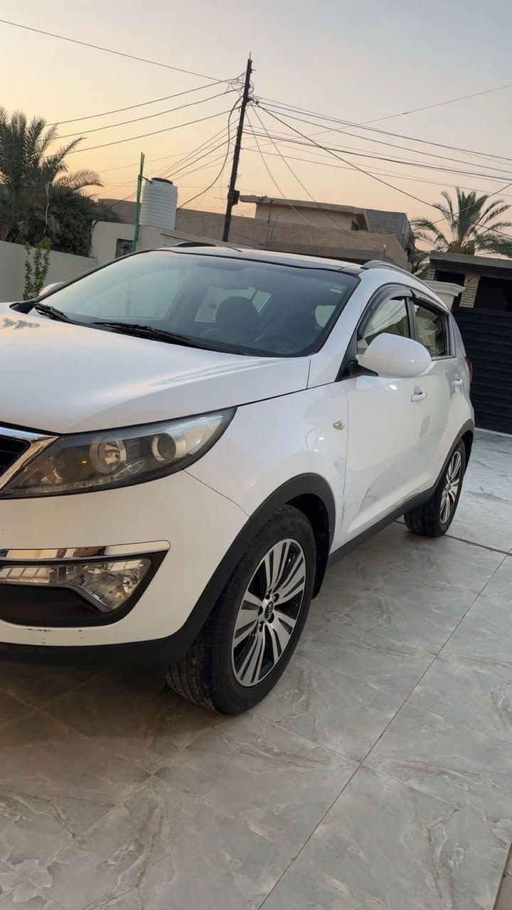 بالله
سبورتج خليجي موديل  15 مكينه 2000 دوش لسياره كفاله عامه منل بارد والتبديل فول مواصفات بانوراما كشنات جلد مشمشي تخم تاير جديد تبريد ثلج مدوشمه كاعيه جلد ولكشنات السياره متصرف ولا دينار 
غير متواجد على الفيس السعر 155
***********
