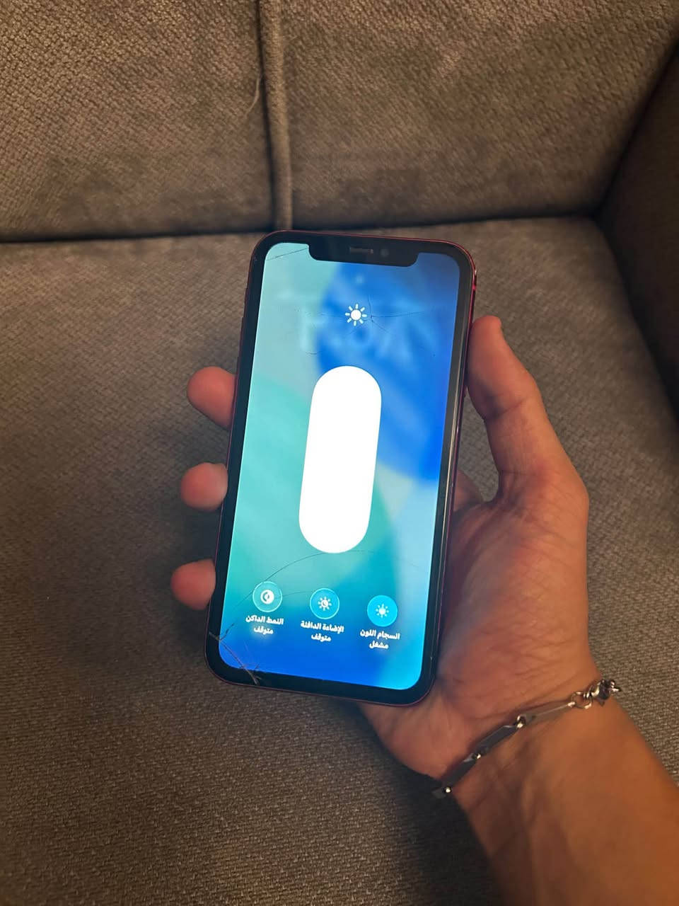 آيفون ١١ • ذاكرة ١٢٨ • بطارية ١٠٠٪