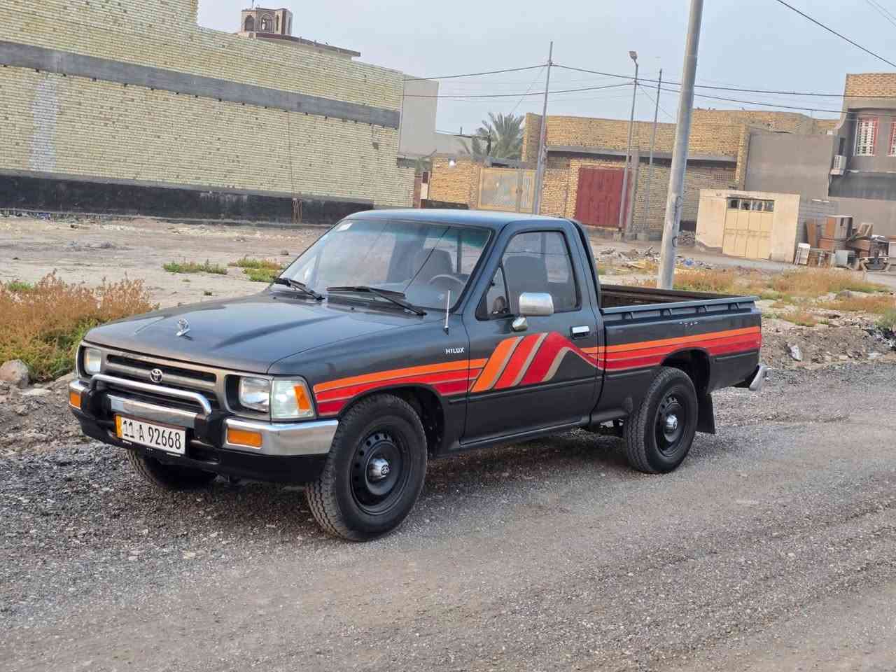 السلام عليكم 
بيكم موديل 1993 رقم بغداد دولي 
سياره مكفوله كفاله عامه سياره وظع شركه 
شرط سونار 
سياره جديده بمعنى الكلمه 
كير شرط على البلاد 
مكينه شرط على البلاد 
تبريد ثلج 
تخم تاير توني شاده 
حداديه على الشركه برغي ما مفتوح بسياره 
دواخل على الشركه 
خط بلاد 
ماشيه 319 حقيقي 
السعر 83 
الاتصال *********** مكان ديوانيه
