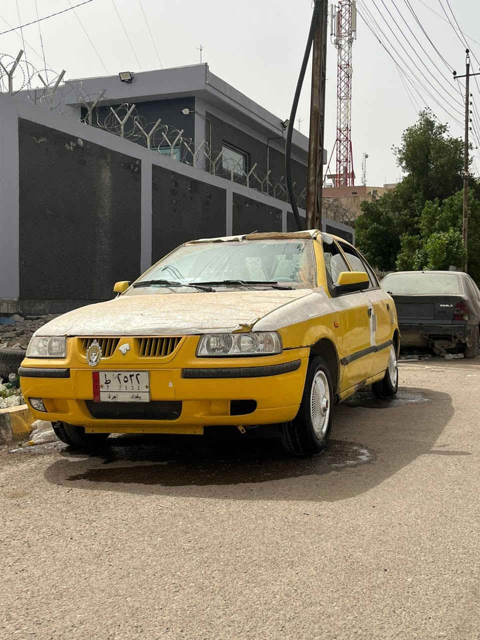 سلام عليكم اخوتي سمند للبيع موديل 2009 
سياره مكينه وكير خير من الله سياره يرادلها ترتيب عارضها ٢٨ بيها مجال مكاني بغداد رقمي ***********
