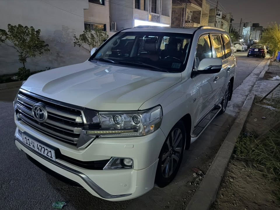 VXR 2017
جكات 
مواصفات لكزس
كشنات قرميدي
كشنات خزن 
كشنات كهرباء
كامرات ٣٦٠ 
حساسات امامية خلفية
ماشية ٩٦ الف حقيقي 
مكينة ٥.٧ المرغوب
مري شفط 
صندوق كهرباء 
ترحيب 
يدات ومري نيكل
زراك لايت 
كلشي بالسيارة بلادي على وضع الشركة 
بيها بارد براس الجاملغ الامامي فقط 
رقم بغداد وهزة وسنوية جدد
***********
السعر ٤٨٥

