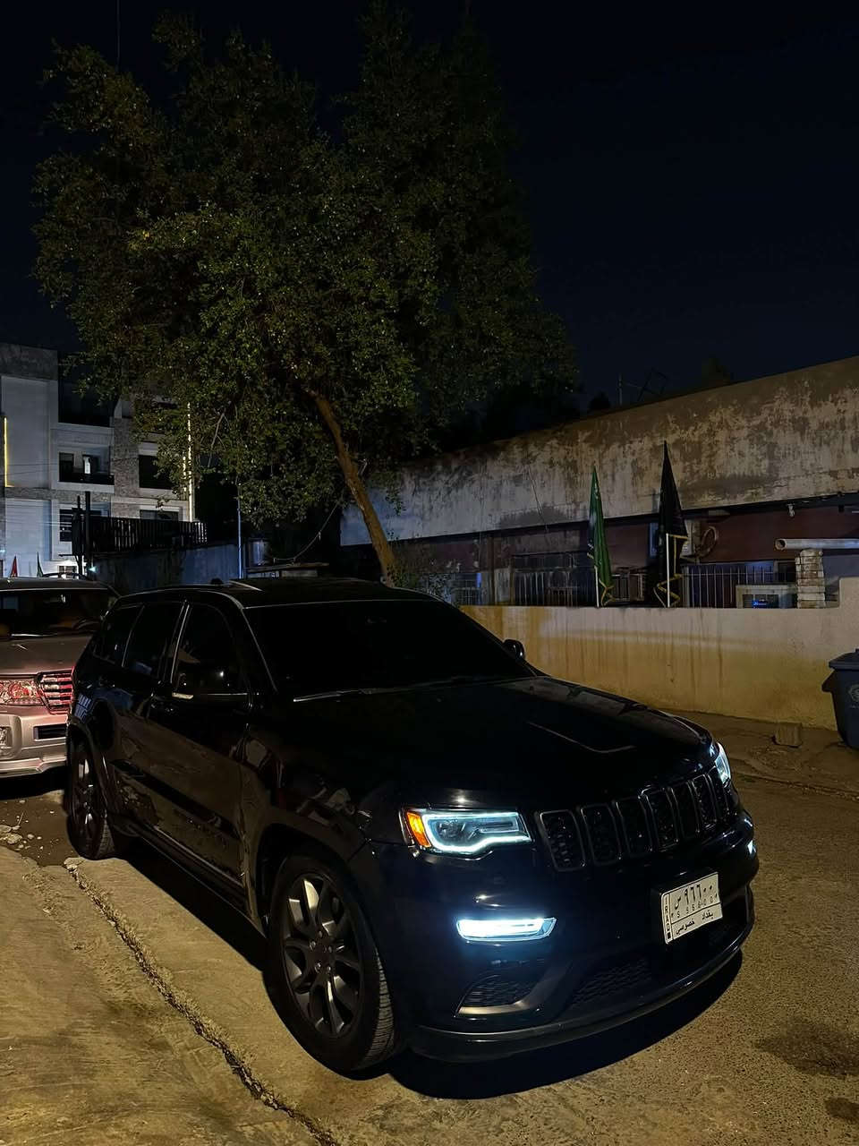 جيب 2020هيمي5700وارد امريكي
ماشيه108،000كم
اوفرلاند فول مواصفات
جكات
بانوراما
شاشه جبيره
سماعات هارمن كاردن ودمام خلفي
كشنات تدفئه تبريد
رادار امامي ومثبت مسار
مثبت سرعه
فور ويل
صور الحادث داخل المنشور قطعتين ضرر
وبيه صفحه السايق كلير من امريكا موجوده بتقرير الكارفاكس بدون حادث فقط رش من امريكا
بغداد-زيونه
***********للاستفسار
السعر21،500$وبيه مجال

نص مكتوب في الصور:
- بغداد