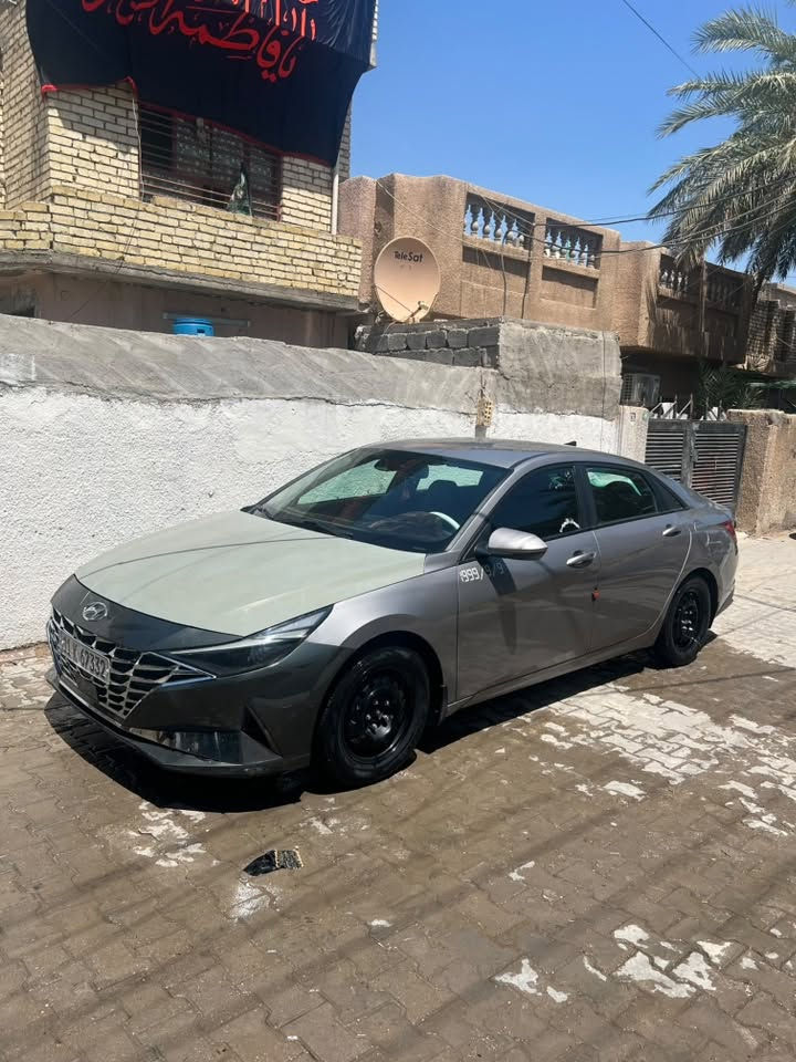 السلام عليكم عندي انتره موديل ٢٣ رقم بغداد معوقين باقي على تحويل سنتين حادثه مال أمريكا جاملغ صفحة الايسر وبنيد وبيه طختين مثل ماواضح بل صوره شاشه جي تي ال سايد بريك كهربائي بصمه كشنات تدفئه السياره جاهزه تخم تايره صدر امامي وخلفي عنواني بغداد البياع السعر 115 بيع او مراوس حسب القناعه ولااحد يكسر بحلال العالم رجآء ***********
