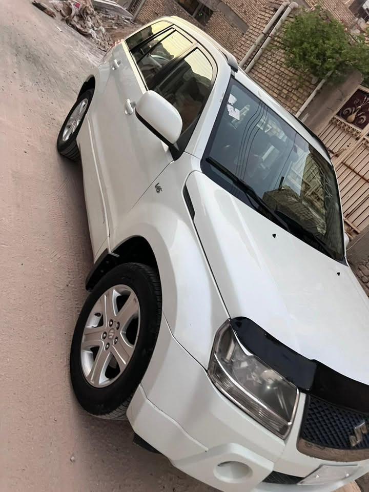 السلام عليكم للبيع سازوكي فيتارا 2008 رقم بغداد محرك 6  2700 بصمة السعر 75 ورقة كير محرك سليم  
سنوية ل 2028 تحويل مباشر 
المكان البصره    
***********
