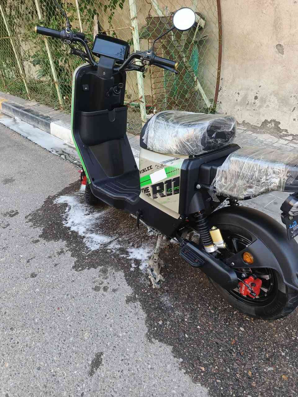 R11 للبيع فقط مديل 26 بالجيس سعر 550 وبيها مجال ***********
