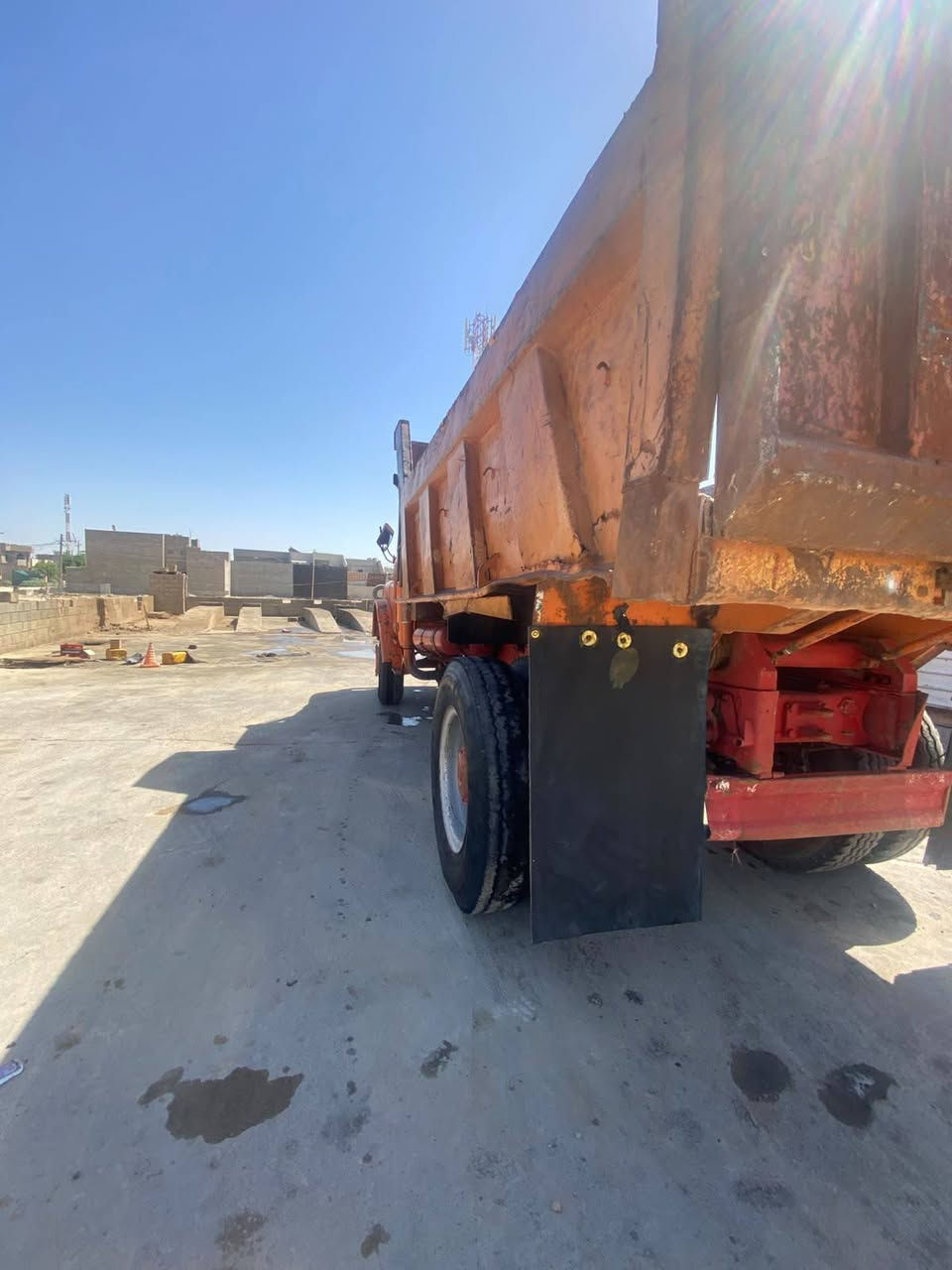 مان البيع موديل 82 رقم بغداد  اتصل على رقم   ***********
