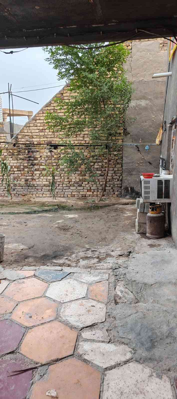 الحمزة الغربي • طابو صرف • ٢٢٠م