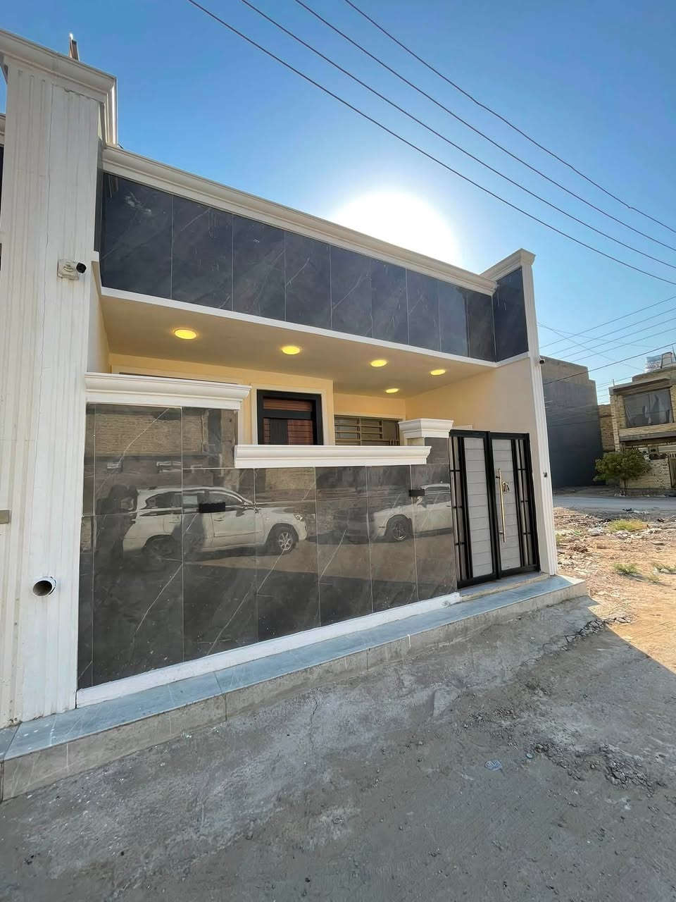 🏠#للبيع_بيت_100متر واجهيه 6،متر نزال 16،76متر
🏗️بناء طابق ونص 

📍العنوان #بغداد_الدور_البوعيثه
⬅️مجمع العيثاوي

🔹يحتوي البيت على؛
✅غرف منام 2-
✅ستقبال-
✅مطبخ-
✅ صاله-
✅مجمع صحيات 3-

🔴 ملاحضه البيت جاهز للسكن ✨ 

🔹نوع العقار طابو زراعي سند 25 اقرار محكمه

🔴السعر 114 ""مليون 

🔹البيت واضح بصور للاستفسار خاص او الاتصال على الرقم  
 واتساب ♦️***********♦️
