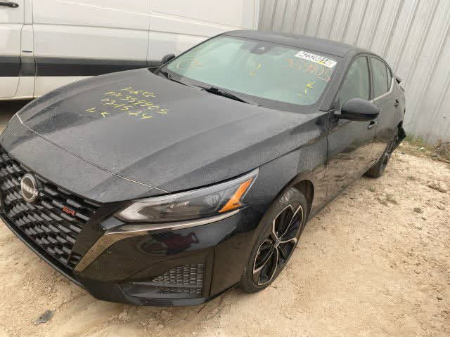 سلام عليكم
Nissan Altima SR 2023 AWD
اللون اسود حادث خلفي صندوق وجاملغ وباب خلف الصدر بدون ايرباك ولا ايرباك طاك صور الحادث موجوده  وصور تصليح عدي 
فقط بيع بدون مراوس 
ماشيه 67000 ميل 
محرك 2.5 4 سلندر 
مواصفات 
كشن سايق كهرباء 
شفتات سرعة 
تشغيل عند بعد 
نقاط عمياء 
رادار امامي 
رادار خلفي 
هند بريك دگمه 
ابل كاربلاي اندرويد اوتو 
تخم تاير جديد
حجر البيئه والكتلوكات كلها موجوده ومكينه وكير  وسياره باسمي واني كصيتها من امريكا على ايدي وكهربائيات كلشي ما مفتوح بيها 
السعر 140 قفل
مكاني بغداد بلديات ***********
