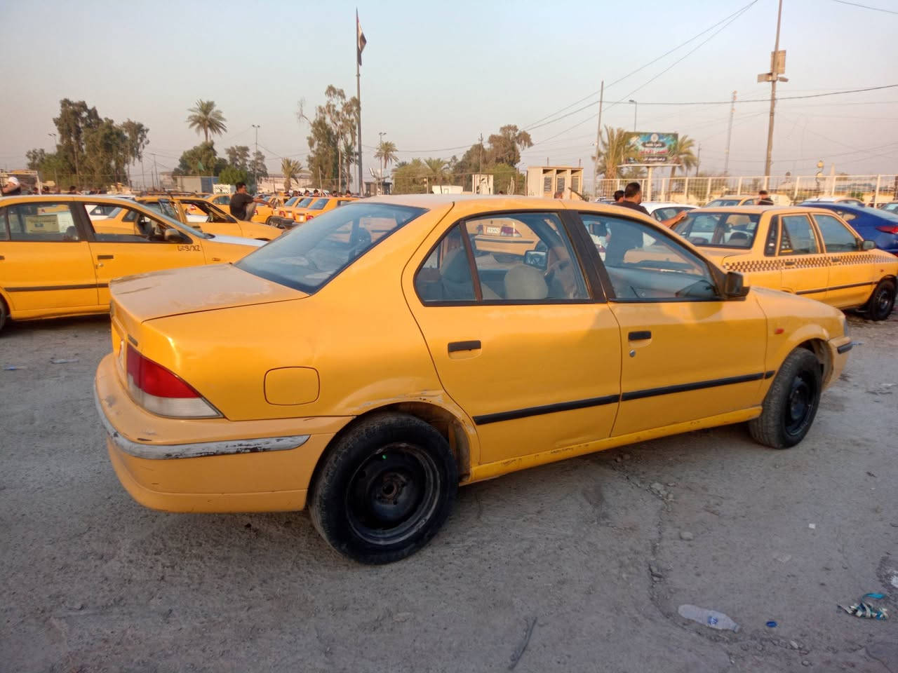سمند 2010 مصفره هيئه غرامات سنويه 27 السعر 23 سياره كامله تدفئه تبريد كله شغال ***********
