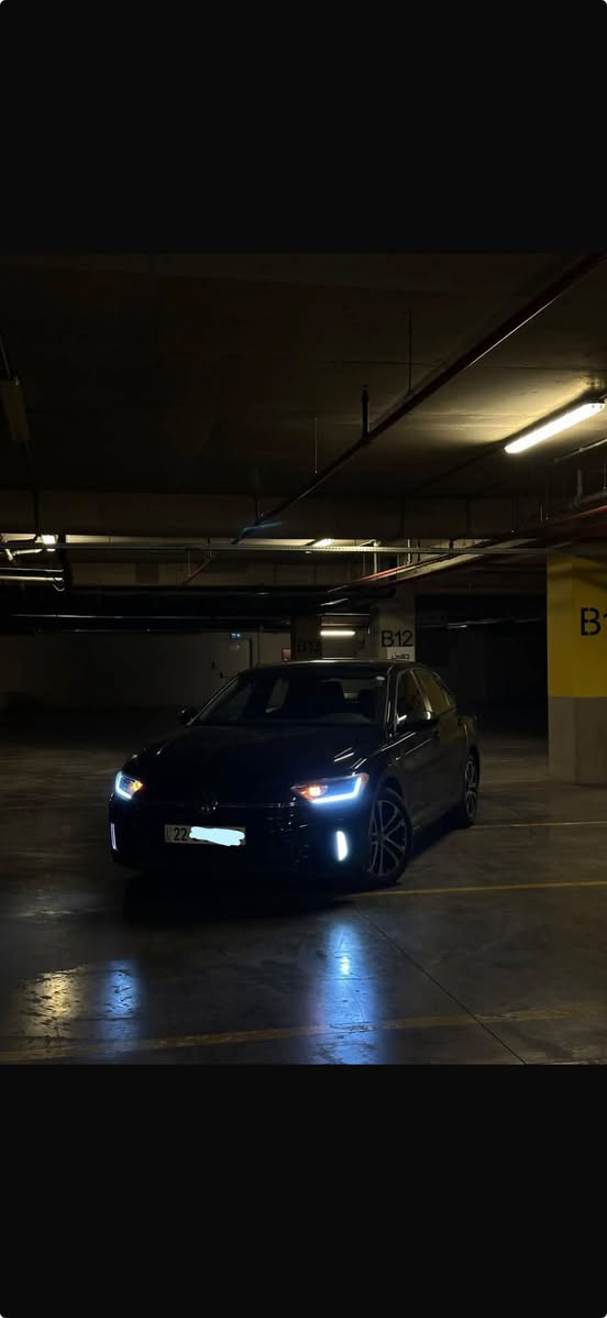 Volkswagen geta🖤
كلين تايتل بدون صبغ!!!
بدون ايرباك 
سيارة بلادية مامبدل بيها برغي
موديل 2022 محرك 1.5 تيربو
لون اسود 
مواصفات sel 1/1 شاشة جبيرة رادارات تشغيل عن بعد بانورامة قيادة ذاتية كشن وسكان تدفئة دشبول 7 الوان
ماشية 90 الف كيلو متر 
وارد كندي 🇨🇦 
كهربائيات مابي اي كود سيارة وضع شركة 
كزوز وحجر بيئة بلادي ماملعوب بيهم
تخم تاير جديد صارلة شهر 
كير ومحرك بشرط مامبدل ولا مفتوح شرط شرط
تبريد بشرط 
صدرها 100‎%‎
دهونات والسوائل كلها جديدة 
السيارة اقتصادية جداً 
السيارة مصروف عليها ومسويلها ادامة قبل اسبوعين 
رقم اربيل وب اسمي تريد وكالة تريد تحويل حاضر
هزة وفحص جديد تجي تحول ساعة وتتوكل 
السيارة جاهزة ومكملا جايناتها وتفرعاتها وعقولها كلها بلادي وماملعوب بيهم 
***********
***********
مكانها اربيل
سعرها بلاش وقابل للتفاوض 157 ورقة 😍
3VWSM7BU3NM002123

نص مكتوب في الصور:
- iQ
- iQ CARS
- قص