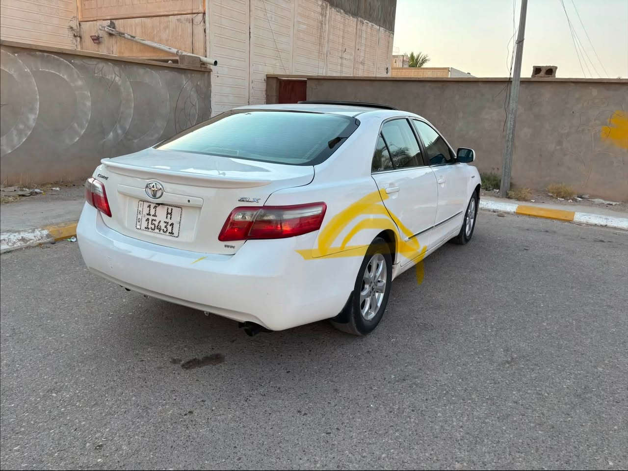 السلام عليكم
كامري للبيع 
موديل ٢٠٠٨خليحي 
فئه GLx فول مواصفات 
السيارة جاهزه بدون أي نقص 
كير محرك صدر تبريد كله جاهز
مكينه مامفتوحه 
عداد السياره ٢٢٠حقيقي 
السياره بيها صبغ مكانين بدون أي دواخل ماشر عليهم بالصور 
رقم بغداد الجديد 
السعر ٩٨وبي مجال للشراي 
للاستفسار ***********
