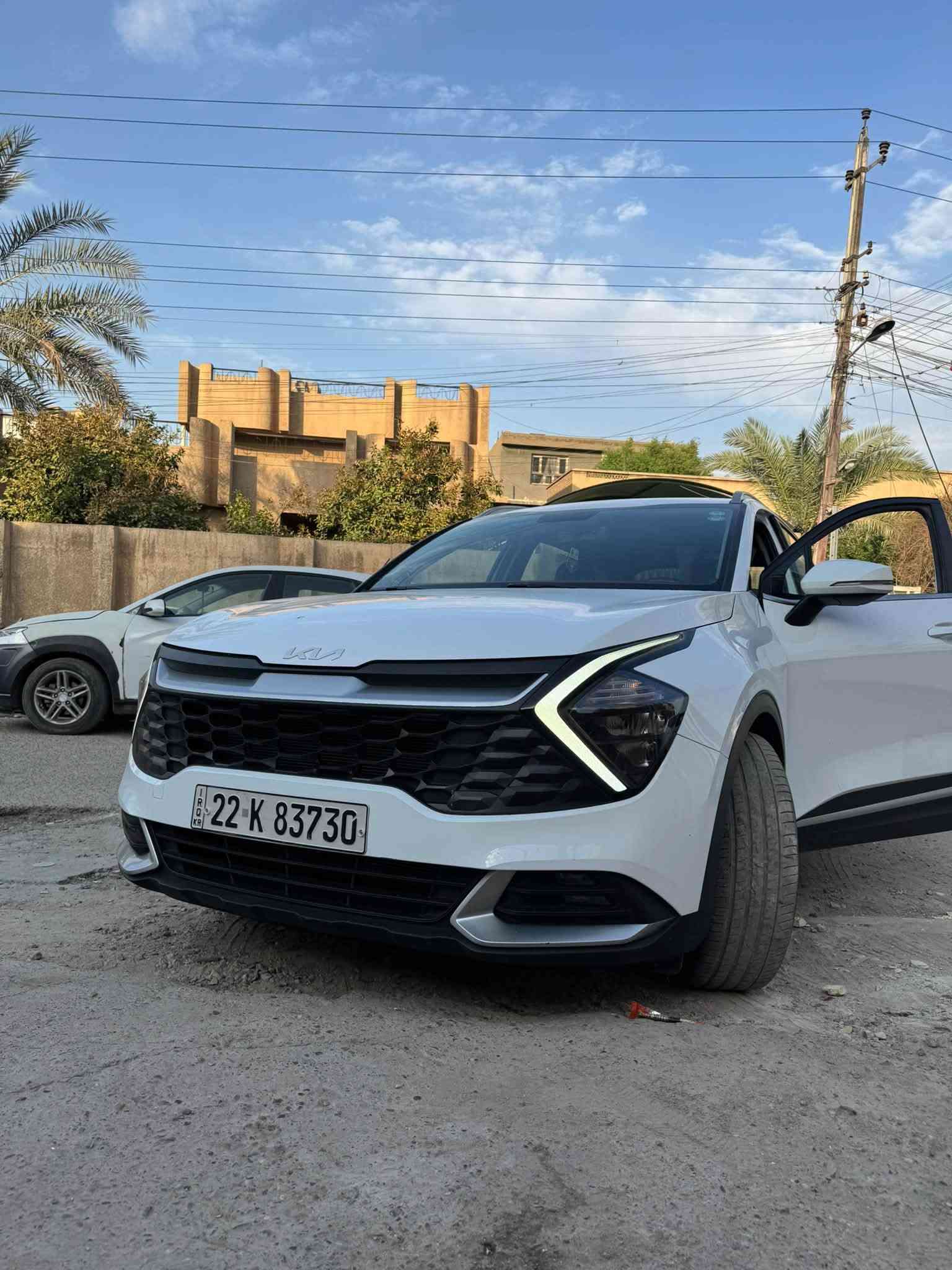 كيا سبورتج 2024 للبيع خليجي بيه فقط قليل بالباب السايق وباب الخلفي بي على كد شخط  سياره اسبيره ما نازل برغي بلمكينه ممفتوح كفاله
رقم اربيل تحويل ثاني يوم هزه وكلشي جديد باسمي السياره نص فول ماشيه 60klm السعر 181
وبيه مجال حك الجيه
بغداد :حي اور
الرقم :***********

