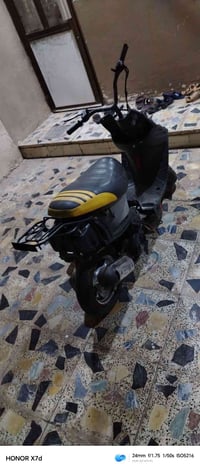 تسعه • مكينة ١٠٠ • نقصها عقل