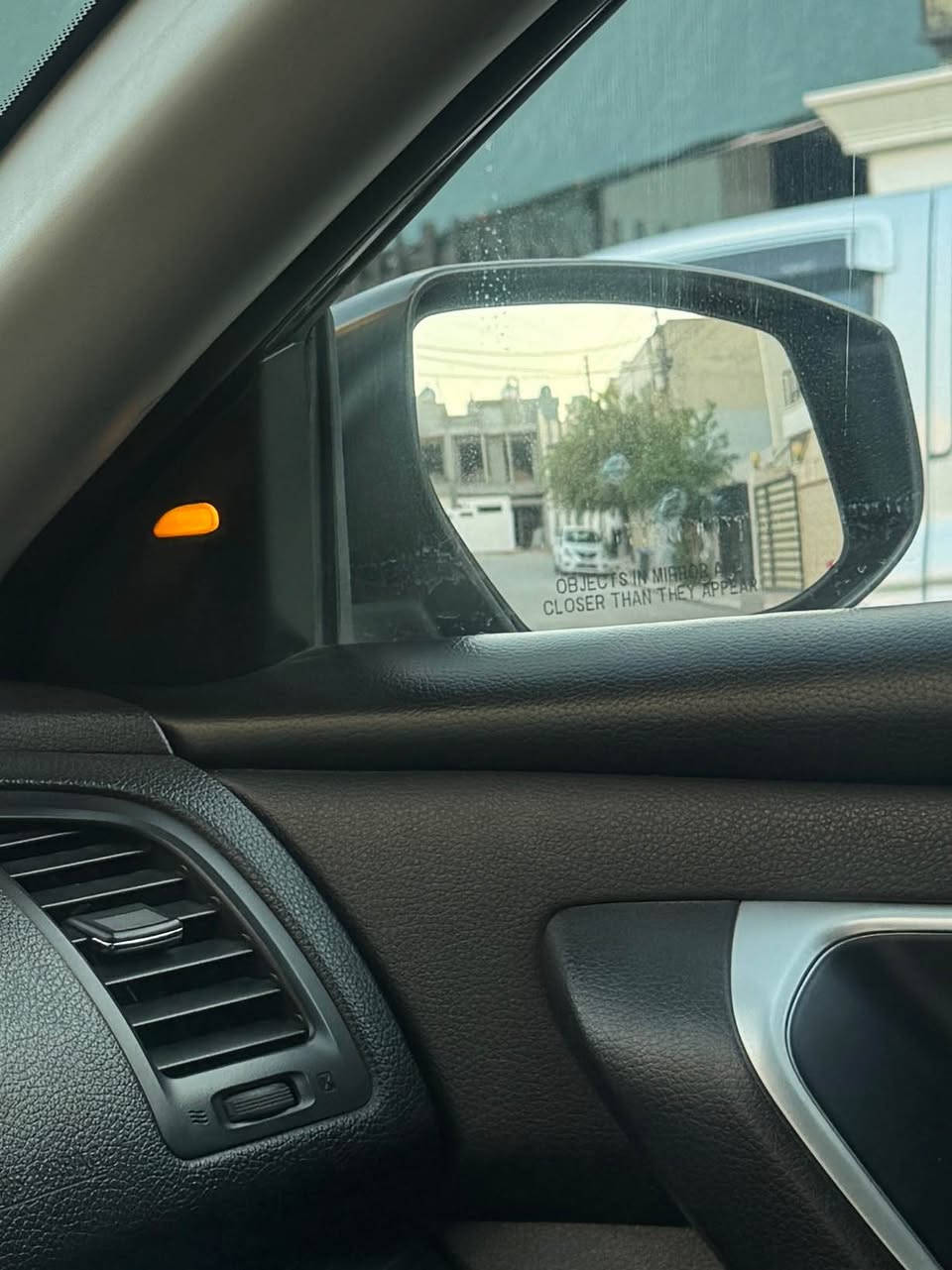 نیسان اڵتیما ٢٠١٦SL 
سەیارەکە قەپات مواسەفاته
دوو کوشنی پێشەوە کارەبای
راداری ئاوێنەکان
٩ سماعە
سماعە بۆس
کوشن هیتەر دوو کوشنی پێشەوە هیتەر
دەبل شاشە
تەبرید لەمس
سوکان هیتەر
ئاوێنەی دژە فوول
کوشن جلد
زۆر شتی تریشی تیایە وەک مواسەفات
سەیارە چاملخی پێشەوە لای سەکن لەگەڵ بۆنیت بۆیاخە بێ ژۆرێ بێ ئیرباگ هەموو شتیکی تازەیە ٤ تایەی نوێی لە ژێرە سەنەوی و هەزەو هەموو شتێکی کراوەو نوێیە بە ناوی خۆمە و هەموو شتیکی بەشەرت نرخی ١٠٨ وەرەقە و مەجالیکی کەم *********** أربيل, العراق
