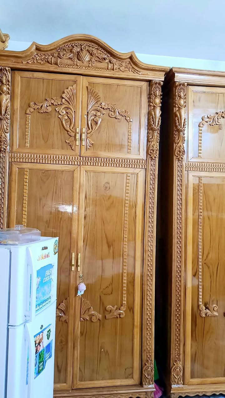 غرفة عراقي جديدة سعر مليونين وبيها مجال عنوان الشعب شارع مصور الكنز ***********
