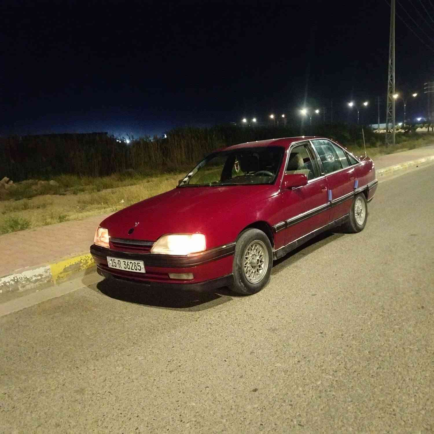 موديل ٩٣ • محرك ٢٠٠٠ • گير عادي