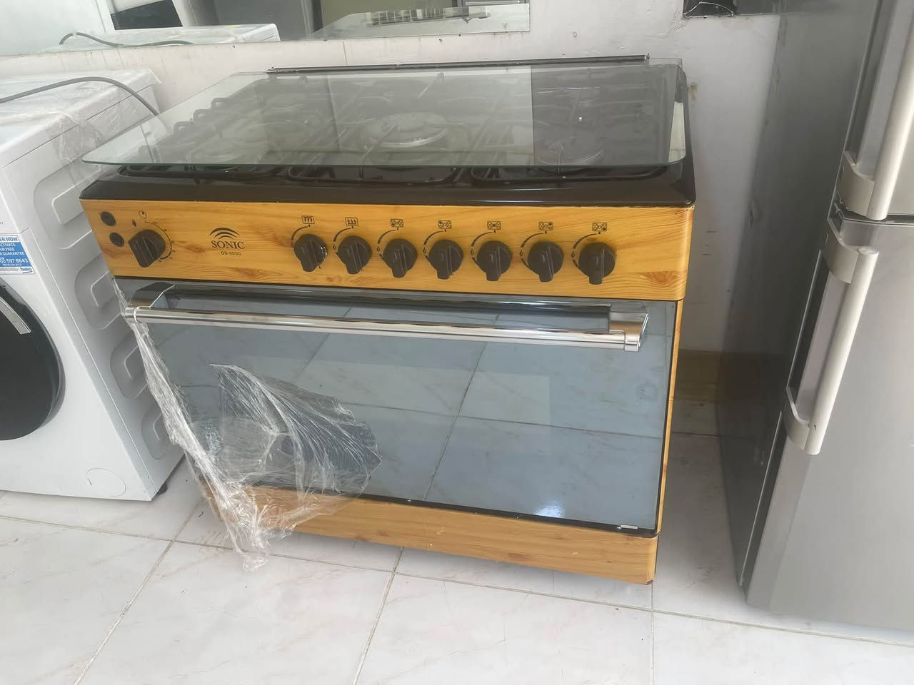 طباخ خمسه عين استعمال كلش قليل
درجه اولا كله شغال الفرن مامشتغل ابد

السعر ١٦٥ الف وبي مجال بسيط

التوصيل داخل سليمانيه مجاني ع فحص 

***********/***********

الرقمين واتساب
