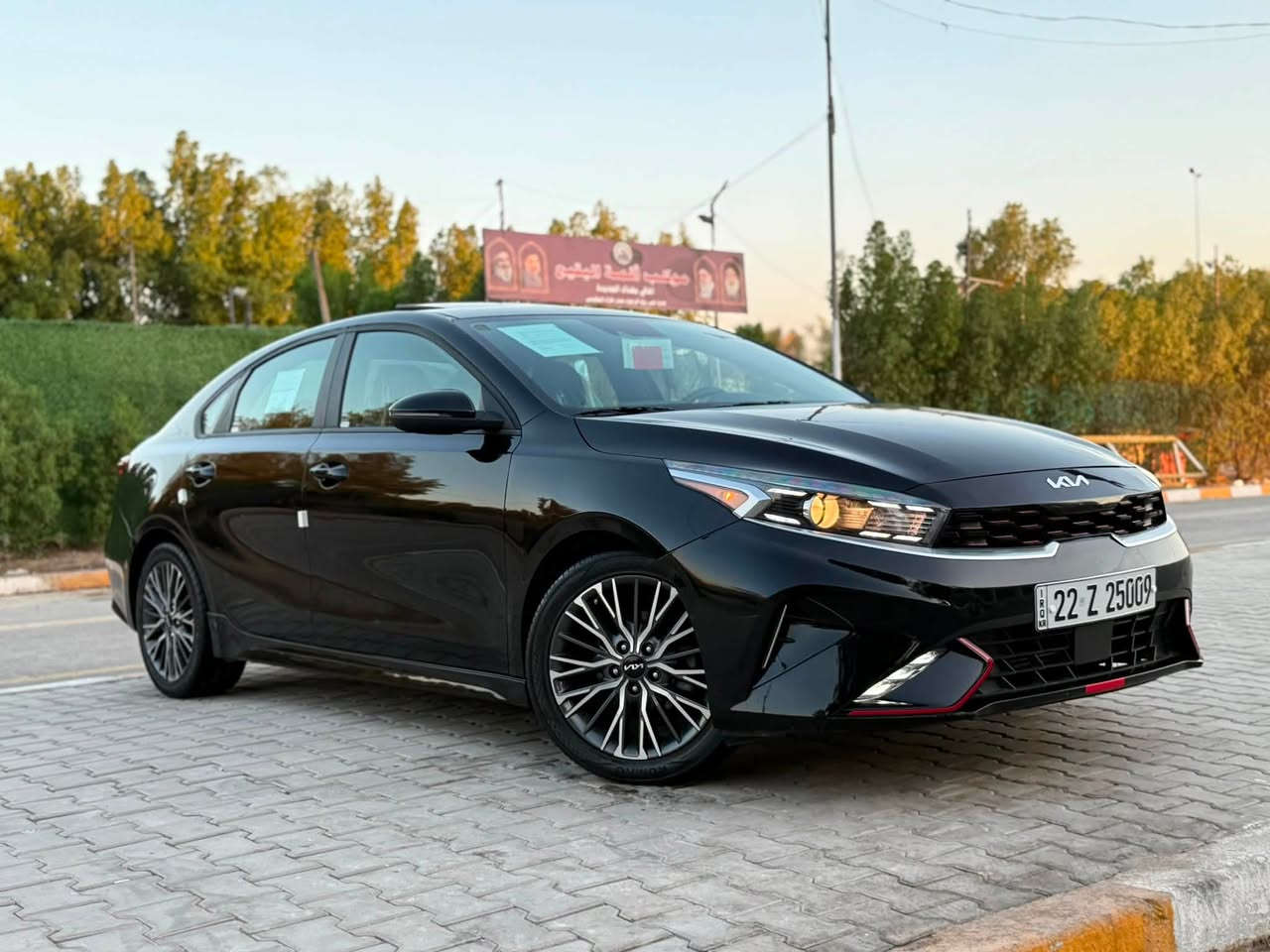 السلام عليكم 🙋‍♂️ ‭***********‬
( 🔥 السياره  فوول للاخير لا تقارنه بعاديه 🔥)
كيا فورتي 2024 امريكي جيتي لاين GT LiNE 
1/1 محرك 2000 ..ضرر واضح بل منشور 
جاملغ وباب وحافة البنيد 
❌ بدووون ايرباك جميع الايرباكات سليمه ❌
بدون دواخل لغد شاصي بدنه براكيت راديترات تبريد كله بلادي حادث صاير جانبي مو بل بجم
فقط هذا الحادث الباقي مكفول ماشيه 19 فقط 
رقم اربيل جديد هزه فحص سنويه لحد 2031
تريد وكاله او تحويل موجود
مواصفات جيتي لاين فول 1 / 1 

🔹 محرك 2000 DOHC دوش المرغوب
🔹فتحه ( سلايد روف )
🔹 بصمة تشغيل + أبواب + جنطة
🔹 تشغيل عن بعد⚡️
🔹 جنطة ذكية تفتح عند الاقتراب🚶🏻‍♂️
🔹 كشنات جلد كهرباء مختمه GT 
🔹 كشنات  تبريد🔵 / تدفئة 🔴
🔹تبريد خلفي❄️
🔹 شاشة لمس كبيره 9 انج 🔹 
تدعم  Auto Android + CarPlay 📍 GPS
🔹شحن تلفون 📲 لاسلكي
🔹سماعات🔊 سستم harman/kardon
🔹 رادار أمامي + خلفي + جانبي
🔹 نظام النقطة العمياء ⚠️
🔹 تحديد مسار + سياقة ذاتية 
🔹 توقف عند الاقتراب🚫
🔹 كامره خلفيه
🔹لايت + كشاف LED
🔹 بك لايت LED
🔹 تحكم كامل بالستيرن
🔹 كروز مثبت سرعه 
🔹 3وضعيات قيادة Smart/ Sport/ Normal)
🔹نظام Auto Hold
🔹هاند بريك بصمه ⚡️
🔹ا  ABS + مانع انزلاق                                  
🔹 حساس ضغط إطارات
🔹 منافذ USB / AUX / 12V
🔹 ويل كب 17 كروم
🔹دوسات جانبيه ودعاميه GT
⸻السعر 159
رقمي ‭***********‬
