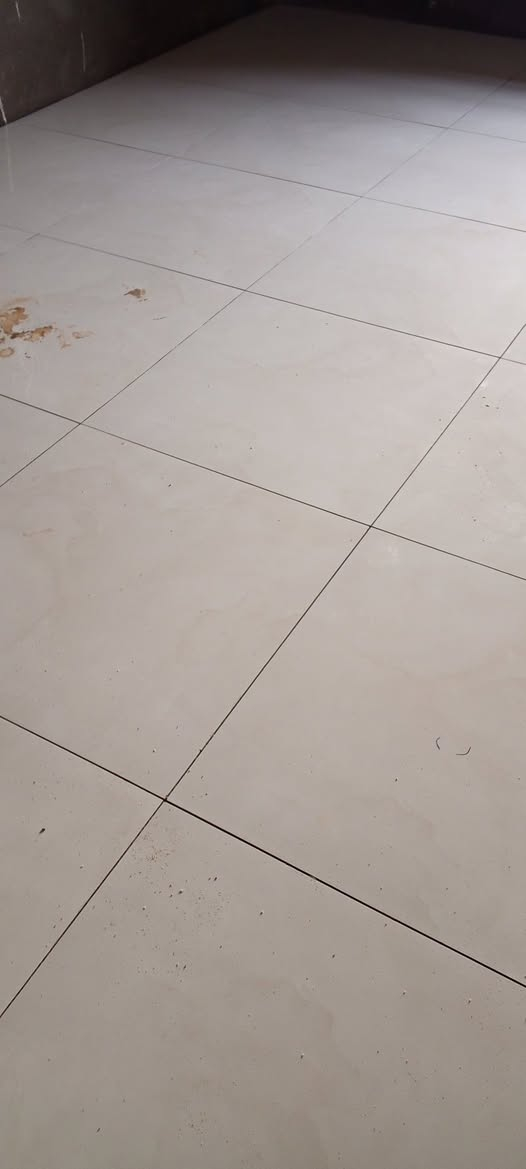 السلام عليكم 
كادر سيراميك  مصري جدري وارضي  شغل درجه اولي
***********
