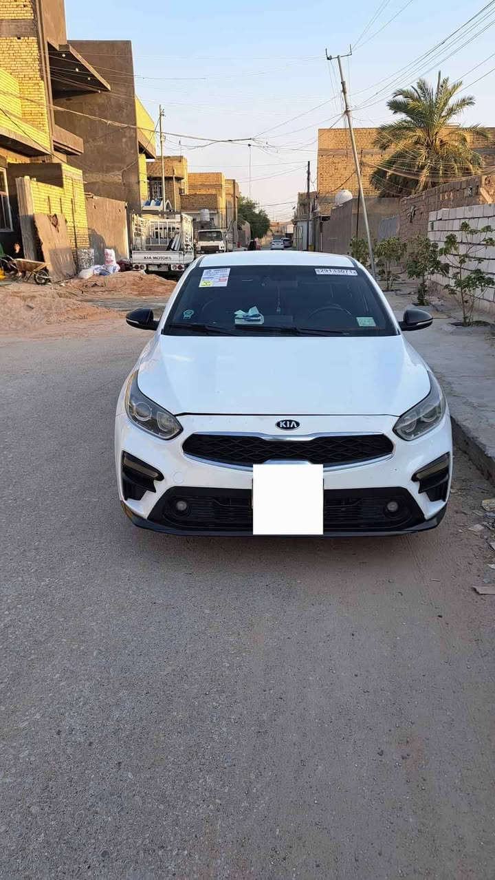 فورتي ٢٠ جي تي لاين 
حره مداور ثاني يوم 
رقم انكليزي 
جاهزه 
كير سي في تي 
مكينه ٢٠٠٠ دوش
تخم تاير 
مكان ناصريه مركز
السعر ١٣٠ وبيه مجال 
***********

نص مكتوب في الصور:
- علي العكيلي قبل 9 دقائق موديل ٢٠ حره مكينه ٢٠٠٠ جيتي لاين بدون فتحه قطعه وحده تبديل فقط
- ٢٠:١٢ كيا فورتي جي تي لا... en.bidfax.info 06/C5195701 BidFax.info
- BidFax انتقال Kia Forte Gt-Line 2020 White 2.0L ...in: 3KPF34AD9LE195781 free car قد تكون الصور محمية بموجب حقوق النشر. مزید من المعلومات تم الحفظ مشاركة BidFax Kia Forte Gt-Line 2020 ... BidFax Kia Forte Gt 2020 White ... محفوظة بحث اكتشاف