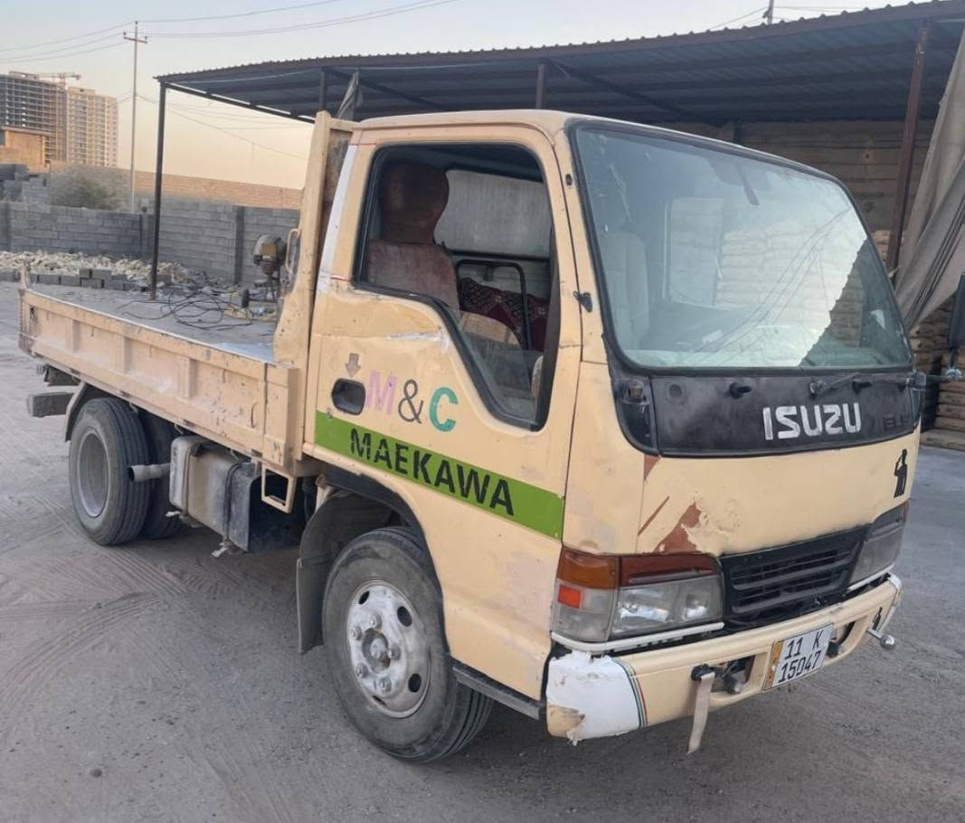 السياره البيع موديل 93 السعر السياره95 و بيه مجال الشراي ***********
