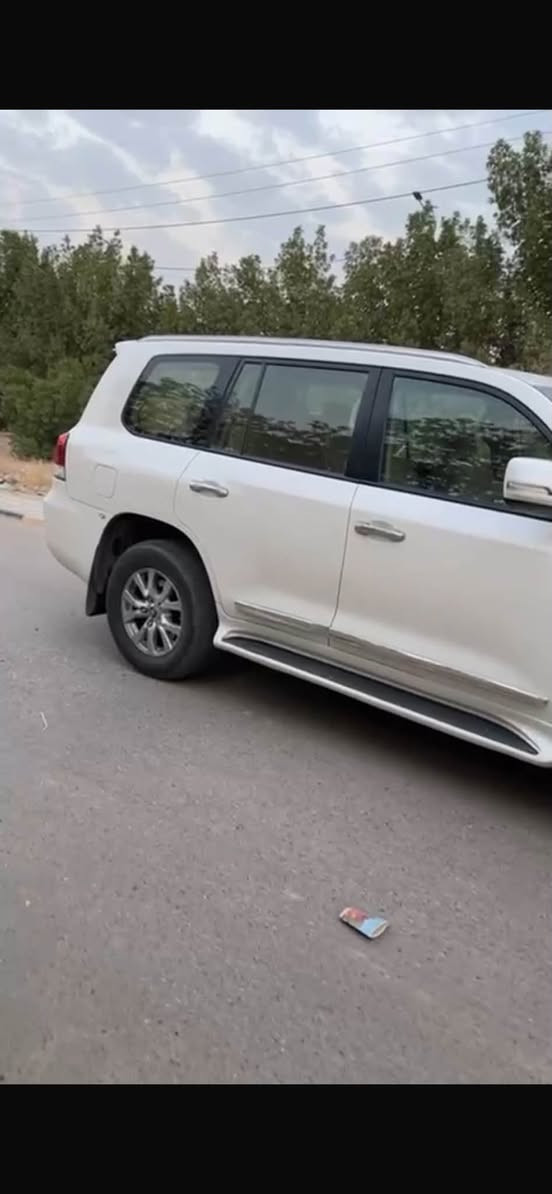 🚘 للبيع لاندكروز 2019
🔹 موديل: 2019
🔹 بيها بارد بسيط كما موضح بالسونار
🔹 السيارة بحالة جيدة
💰 السعر: 43,000$

📍 الموقع: بغداد – التاجي

📞 للاستفسار والتواصل:
***********
