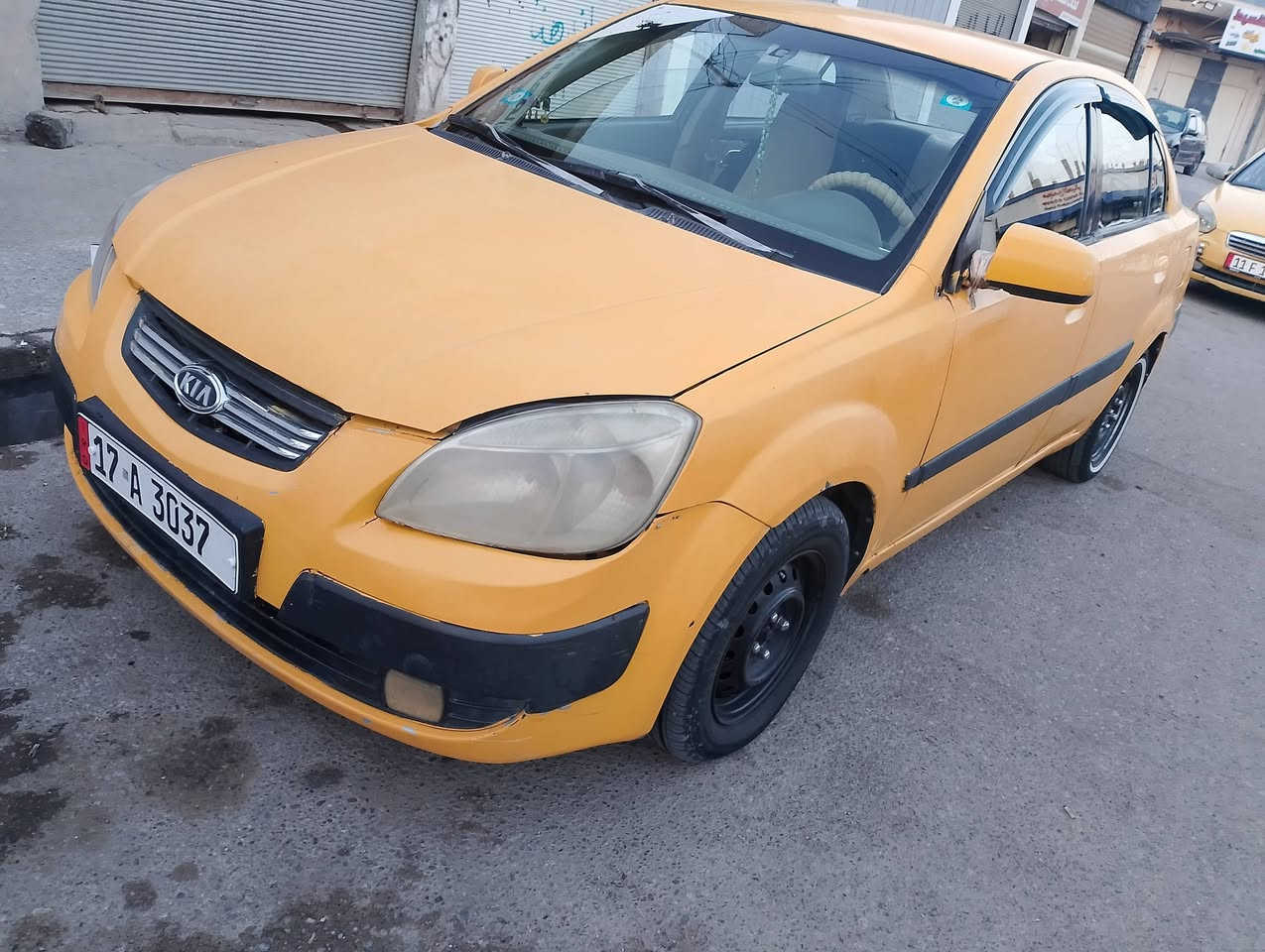 السلام عليكم 
كيا ريو 🚕 وراد كوري 
موديل 2009👋 رقم مثنى أوربي 👋 
سنويه وهزه جديده 🙋 هيئه وغرامة صفر 🚦 
كاربون بانزين ⛽ شرط التحويل 🚦 
محرك 14 كير توماتيك ✋ 
طخم تاير طخم امامي خلفي جديد 👋 
📢 ظررها جاملغ امامي وجاملغ خلفي والباقي شرط وكدام العين 👀 
🛑#السعر 65$💸 وبيها مجال 
#العنوان #الموصل #موصل_الجديده قرب جامع الايقظه شارع البطاريات 
🛑 1️⃣ اوقات العمل🕰️الاتصال من الساعه التاسعه صباحا الى الساعه العاشره ليلا🛑
🛑2️⃣بلتلفون قفل ماكو تعال ودفع سعر اليعجبك 🛑
#مكتب_ارض_السلام #لبيع_وشراء_السيارات 
🛑 #باداره/ سلام الراشدي 
***********📱كورك 📞
***********📱اسيا📞
