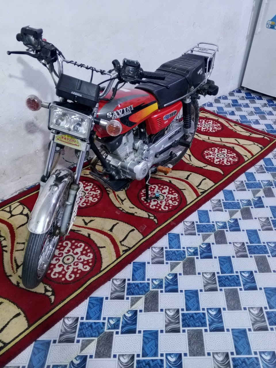 السلام عليكم دراجه سيفان للبيع رقم وسنويه بصره تحويل ثاني يوم موديل 23 جديده كلش كفاله عامه كهربائيات كله شغاله السعر مليون و 650 )   1650 ) وبيه مجال مكاني بالزبير الشراي يتصل ***********
