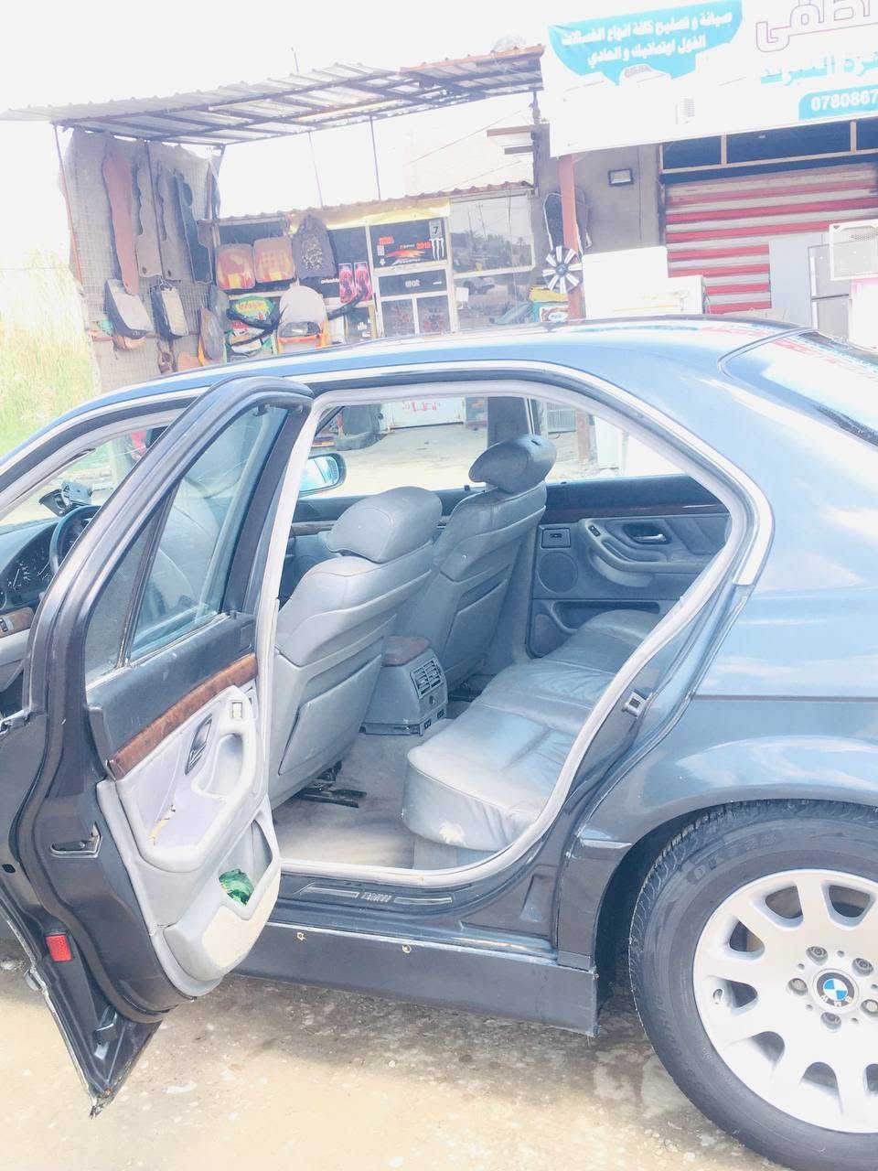 bmw كاسحه موديل ١٩٩٨ محدث ٢٠٠٠

 اصل ٧٣٥ مكينه ٤٤ داينمو مي ٨ سلندر
 فول مواصفات
 دبل جام فتحه بالسقف
جنطه شفط
بردات بلاديه
تبريد قطعتين
شاشه قلاب
كشنات كهرباء
رقم سليمانيه دولي بإسم صديقي
بيها نواقص بسيطه ابيع عله هذا الوضع
سعرها ٦٠ و بيها مجال للشراي
مكاني بابل محاويل
للتواصل *********** واتس اب
