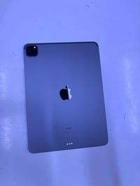 آيباد 11 برو M2 • ١٢٨ • بطارية ٨٥