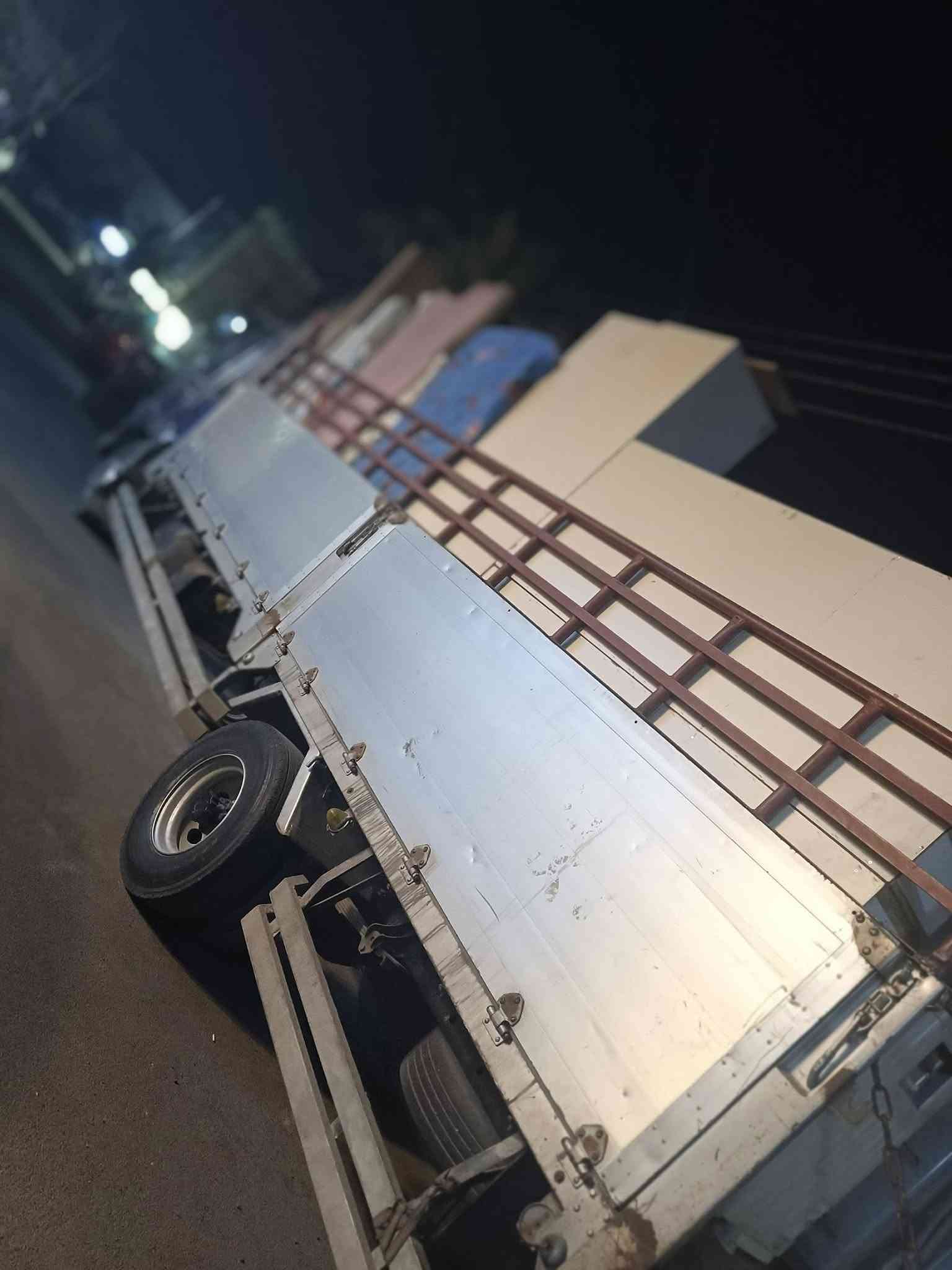 خدمة نقل أثاث داخل وخارج بغداد
📦 تحميل • تفريغ • نقل
🛠 كادر مختص بفتح وشد الغرف والسبالت
⏱ متواجدين 24 ساعة لخدمتكم في أي وقت
✅ عمالة محترفة وخبرة عالية
✅ أسعار تنافسية تناسب الجميع
✅ شغل نظيف ومرتب من الباب للباب
📍 نغطي جميع مناطق بغداد وخارجها
📞 للتواصل:
📱 واتساب: ***********
☎️ اتصال مباشر: ***********
هم لا تتردد… أثاثك أمانة بيدنا 🤝
#نقل_أثاث
#فتح_شد_غرف
#نقل_داخل_بغداد
#عمال_تحميل
#خدمة_24ساعة
