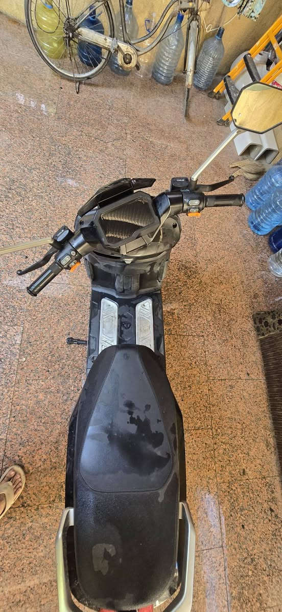دراجة شحن الريان وحش الكون6 بطاريات 
مبدل بطاريات 6 جدد شرط الفحص يعني راجعه وكاله
سعره 900 الف 
مكاني كربلاء
***********
