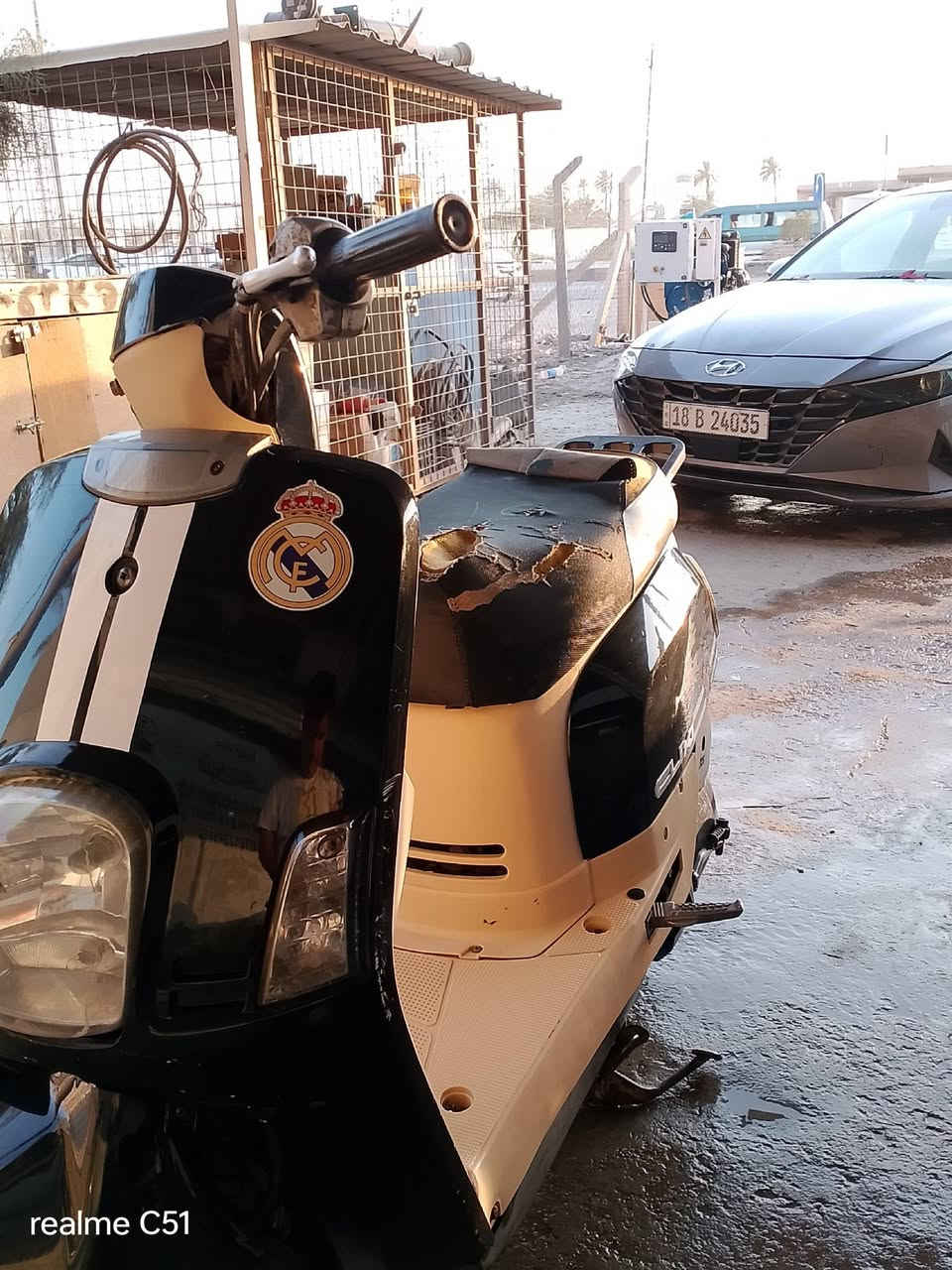 السلام عليكم
للبيع او مراوس بسكنس جبلي 

ياماها ماكس بوليس 2008 كابريتر✅

دراجة كفالة عامة رمبة✅

كهربائيات شغالة عداد سرعة وبانزين شغال ✅

داخل كريمي المرغوب✅

دراجة متصرف عليها ربع مكاني حله البكرلي

***********واتساب
