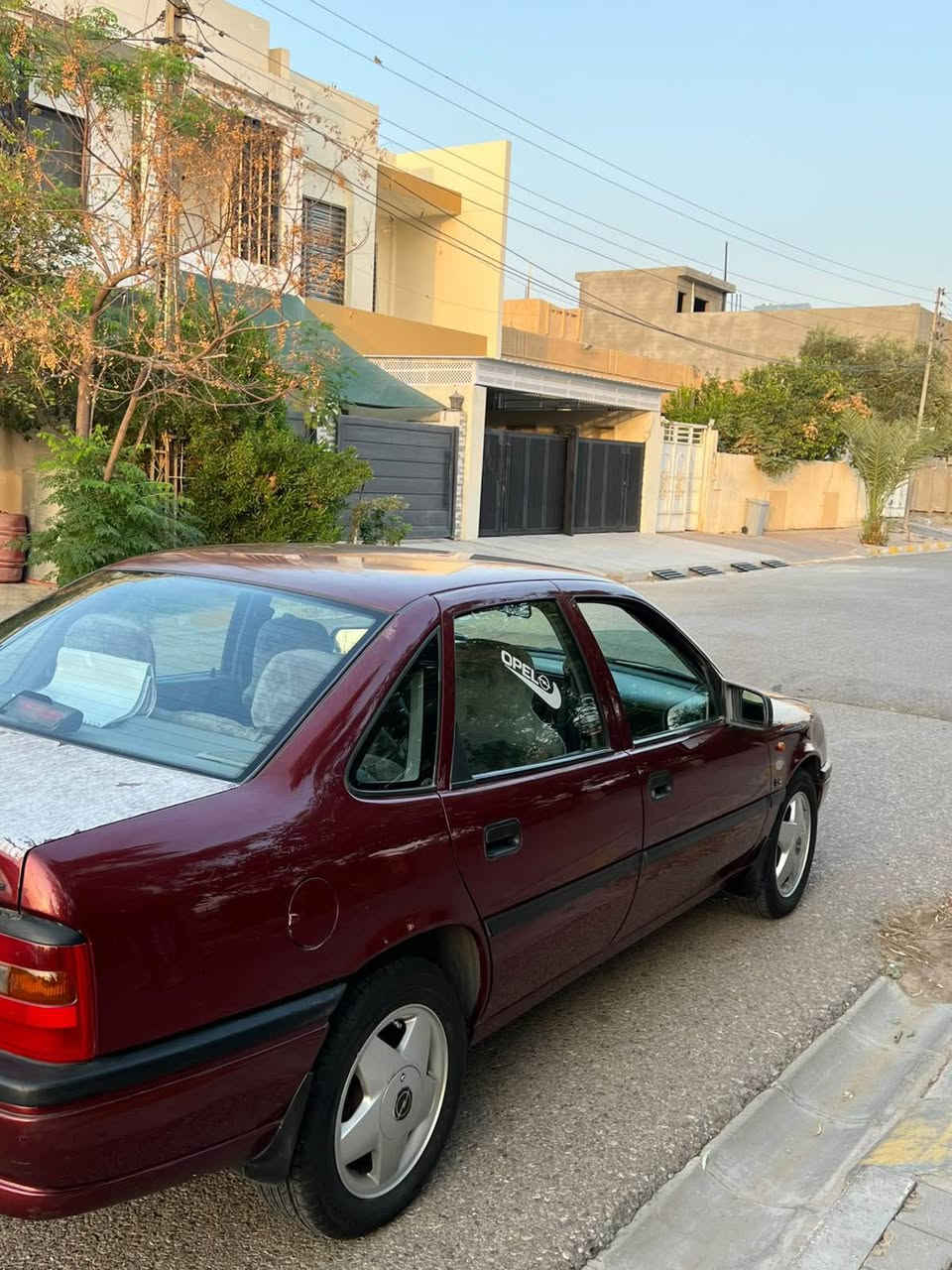 فكترا ٩٥ • كير عادي • تاير وباتري جديد
