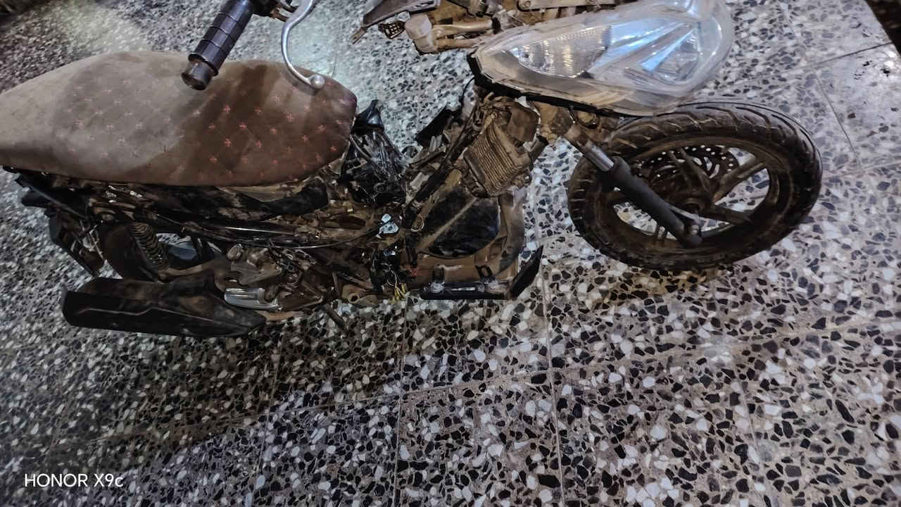 يهه السلام عليكم Pcx جيل ثاني ابيع كوم حديد دراجه طافيه كفرات كامله اكو كم كفر امفطر 700 وبيهه مجال

نص مكتوب في الصور:
- HONOR X9c