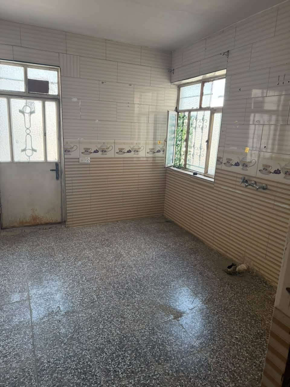 الشعب • شارع عدن • غرفتين