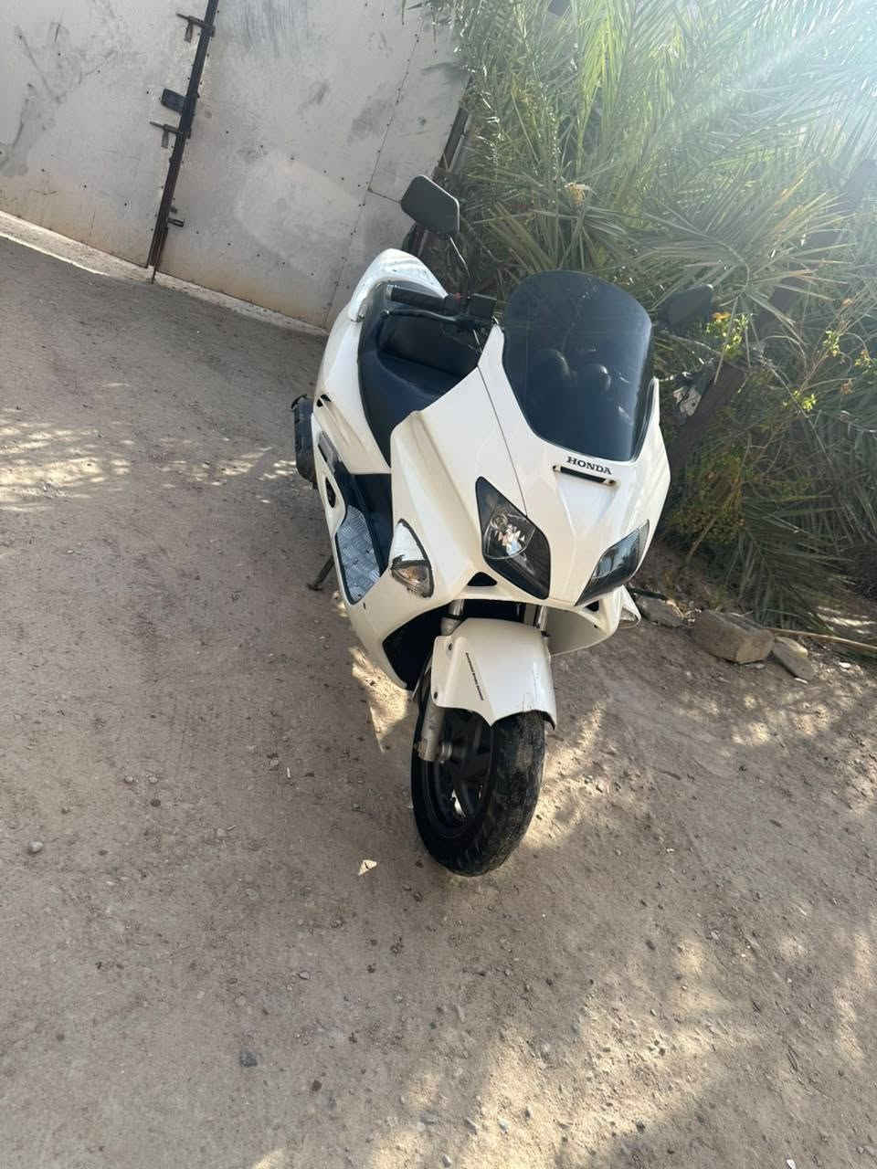 دراجه 06 للبيع او مراوس  عادي..؟ السعر 650 وبيه مجال دراجه مابيه نقص من كلشي كامله لايت عالي وناصي دبل اشاير  اشاير  اصطاب خلفي زاد نشره كيجات كلها شغاله كهربائيات كله شغاله من لاخير دراجه طك سويج وطلع وين ماسعجبك معدل خير من الله سحب بيه يخبل يعني مابيه نقص.. العنوان البصره قضاء المدينه /***********
